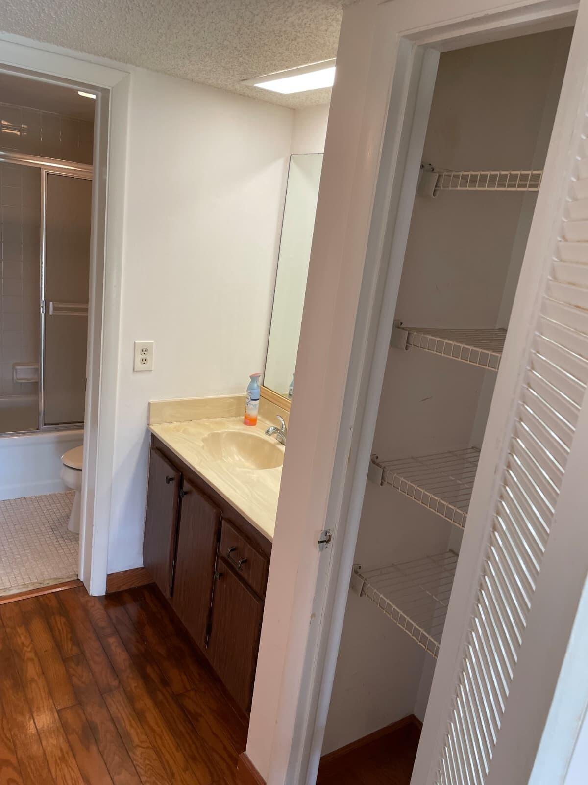 CYPRESS BEND I-D CONDO - Residential Lease