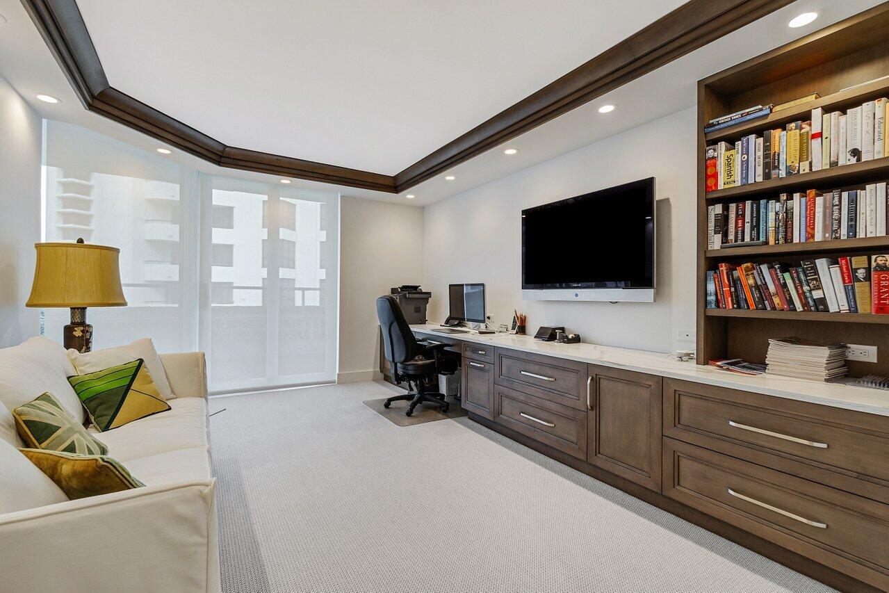 CARLTON PLACE CONDO - Residential