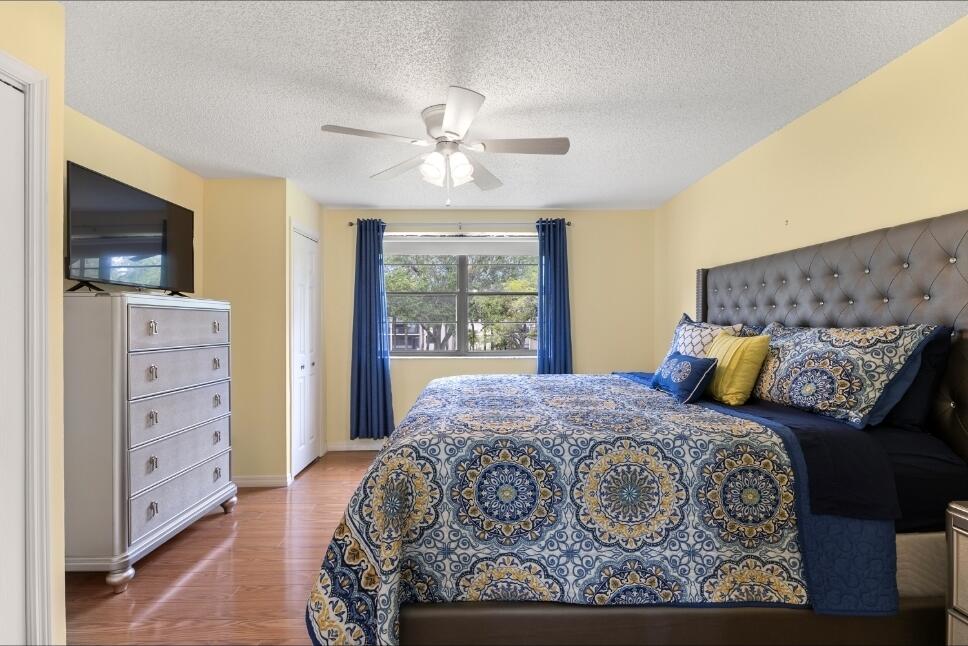 LAKES OF CARRIAGE HILLS - Residential