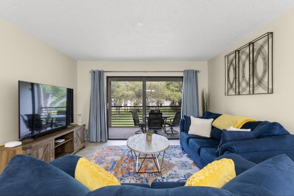 LAKES OF CARRIAGE HILLS - Residential