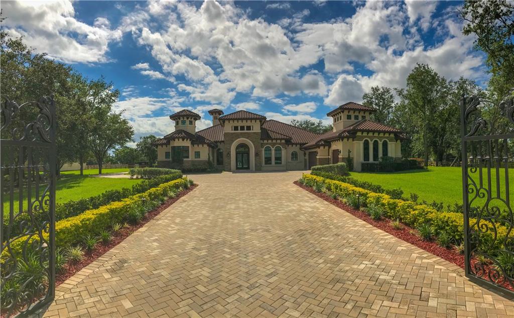 SUNSHINE RANCHES - Residential