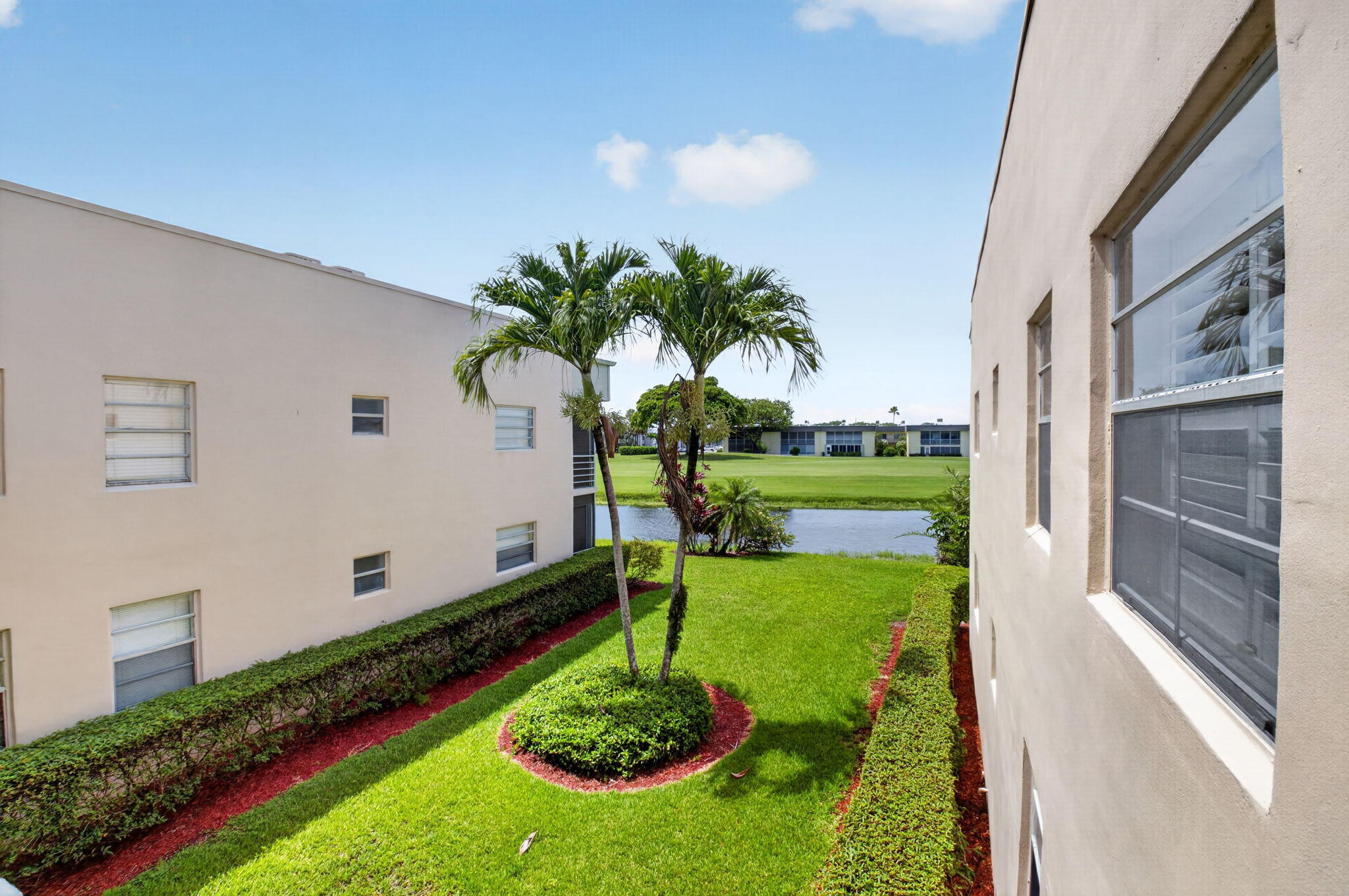 KINGS POINT CAPRI CONDOS - Residential
