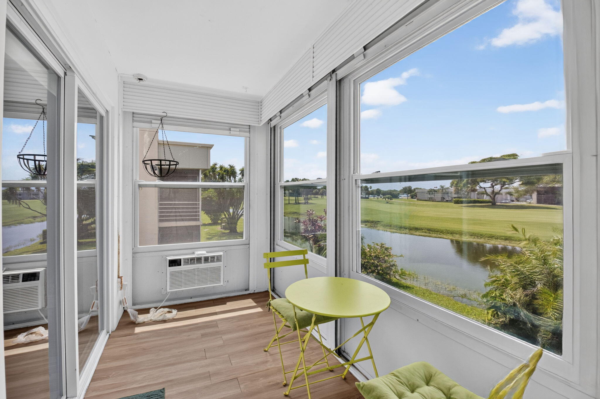 KINGS POINT CAPRI CONDOS - Residential