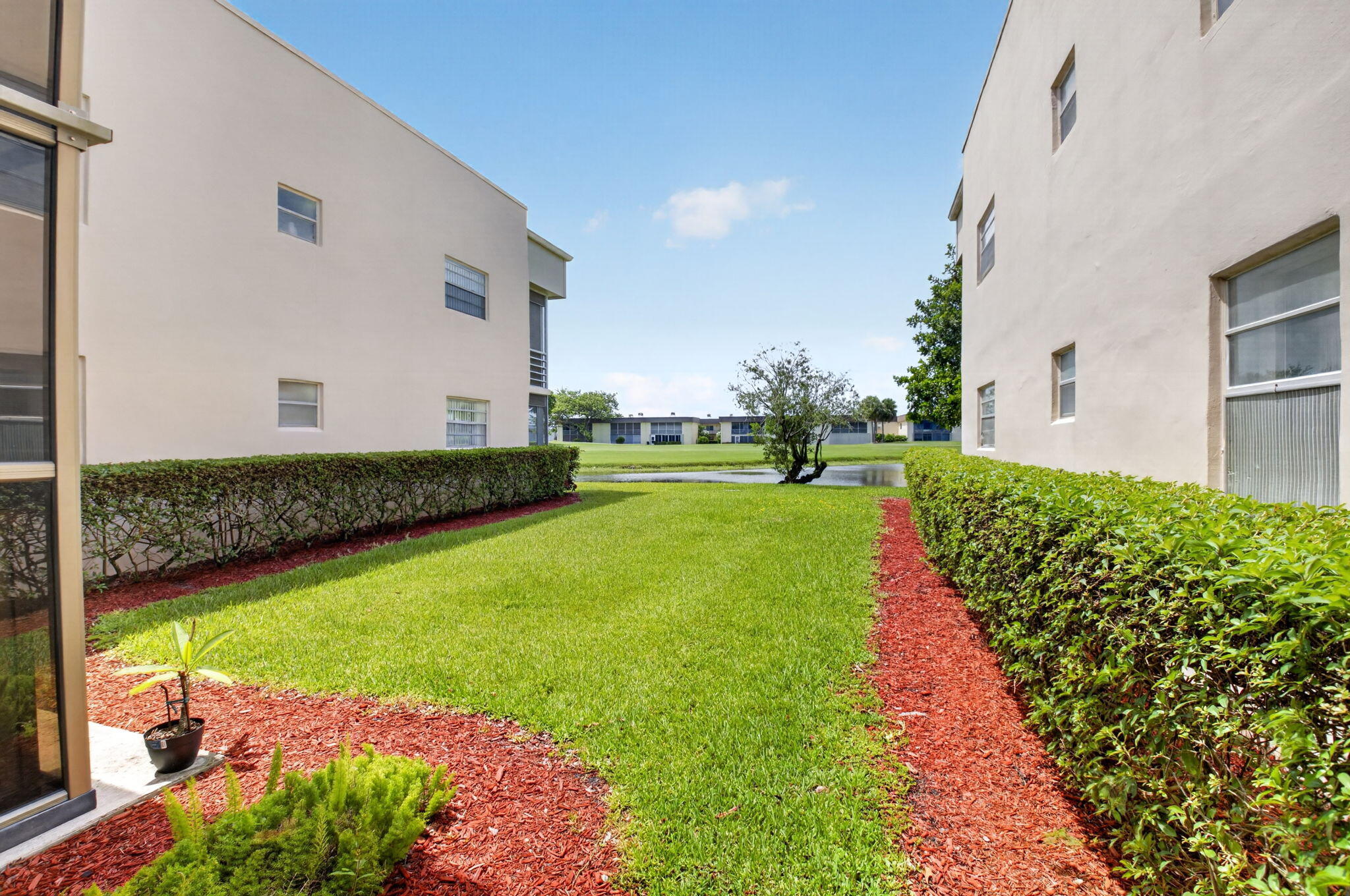 KINGS POINT CAPRI CONDOS - Residential