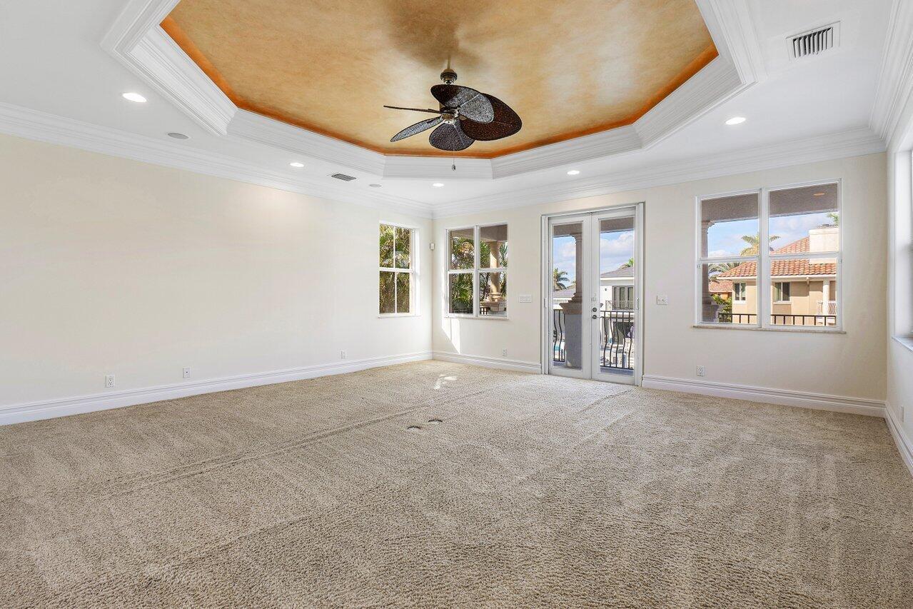 LAKE ROGERS - Residential