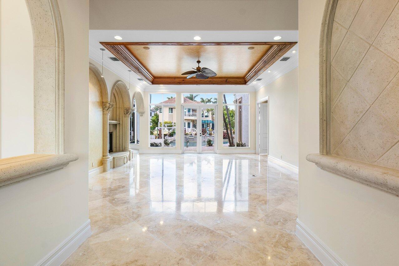LAKE ROGERS - Residential