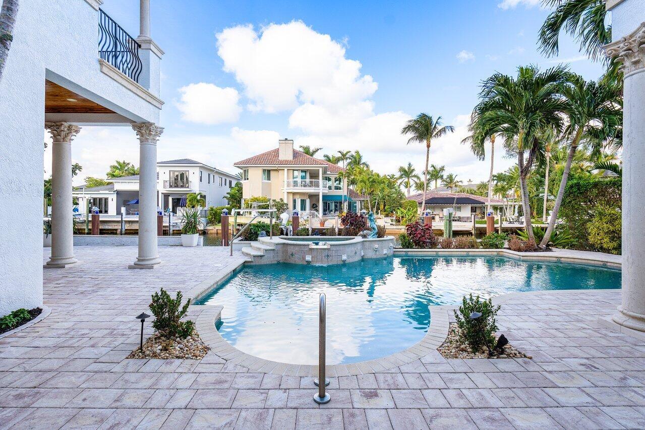 LAKE ROGERS - Residential