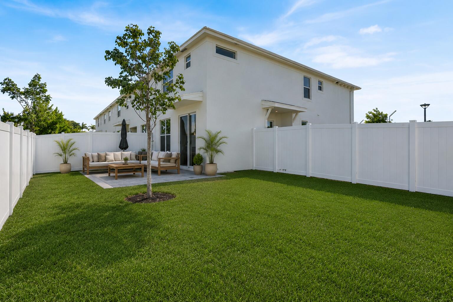 LAKESHORE AT THE FOUNTAINS - Residential Lease