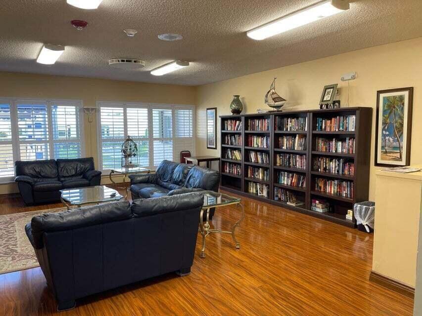 PALM BEACH LEISUREVILLE SEC 2 - Residential Lease
