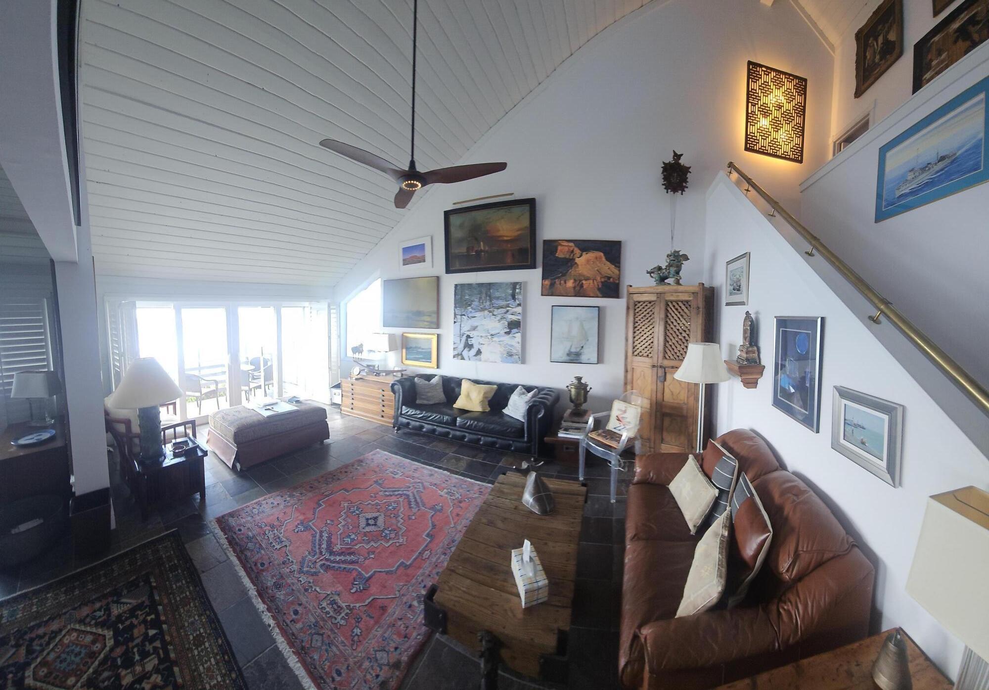 SOUTH PASSAGE - Residential
