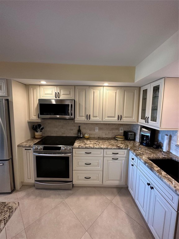 Pompano Yacht &Beach Club - Residential