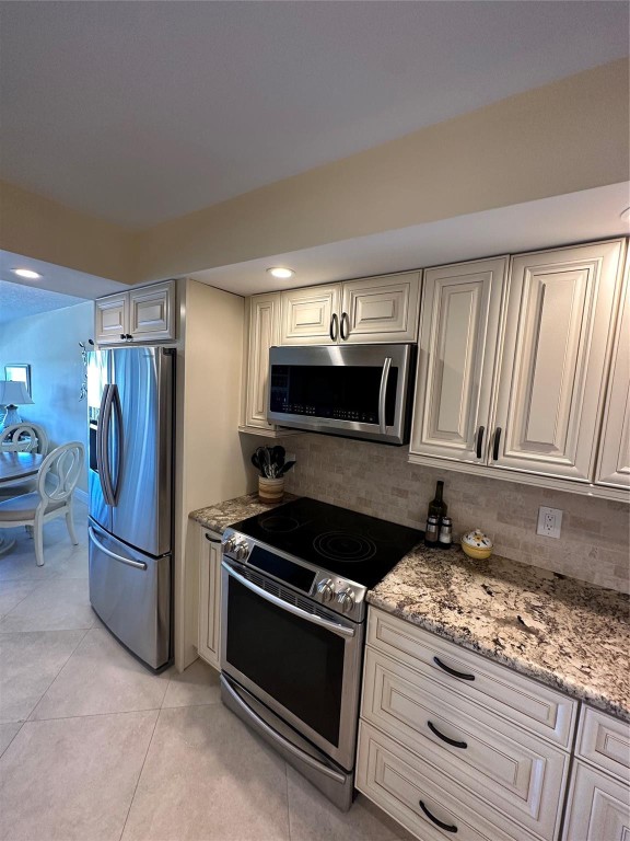Pompano Yacht &Beach Club - Residential