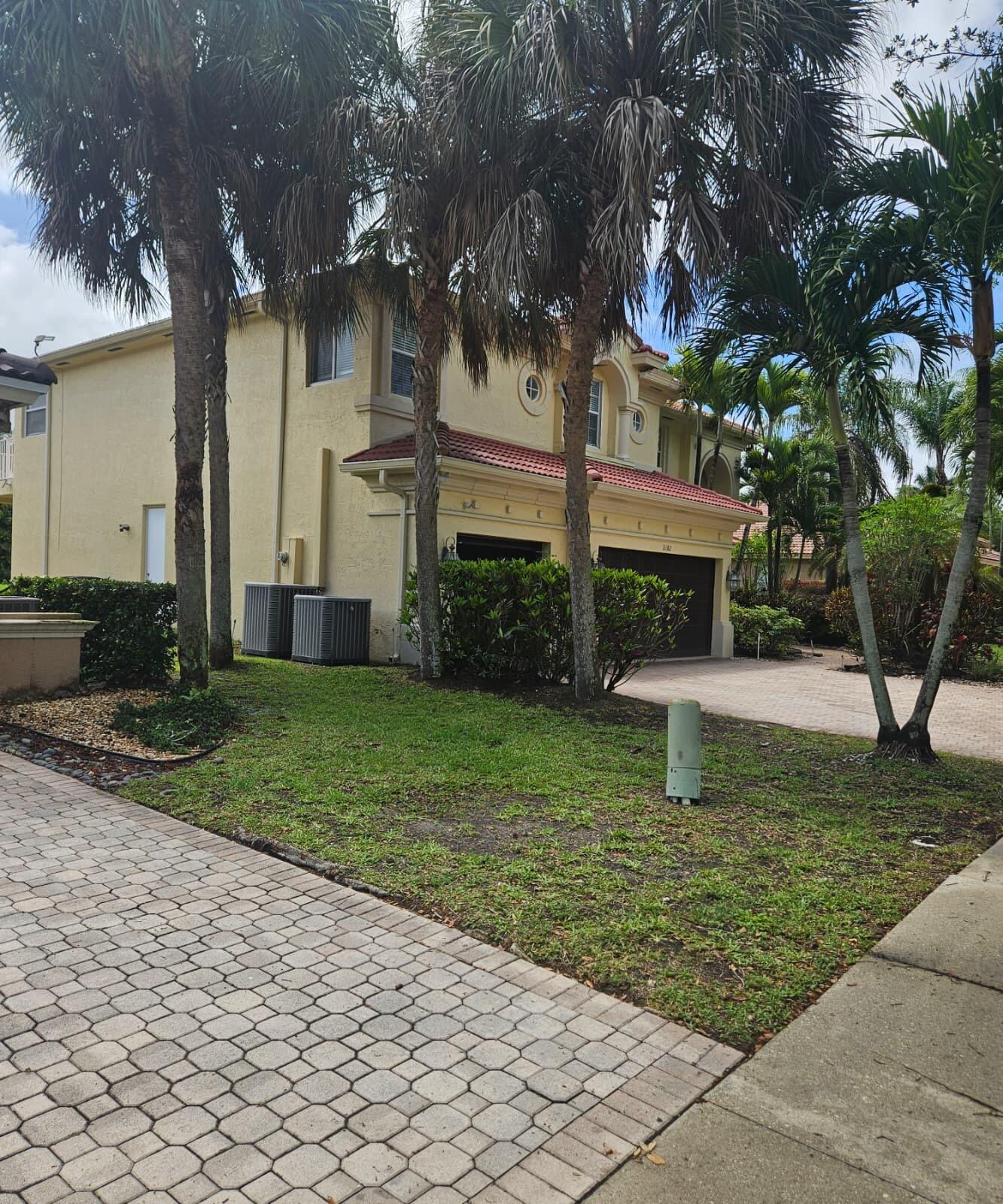 COUNTRY GLEN - Residential