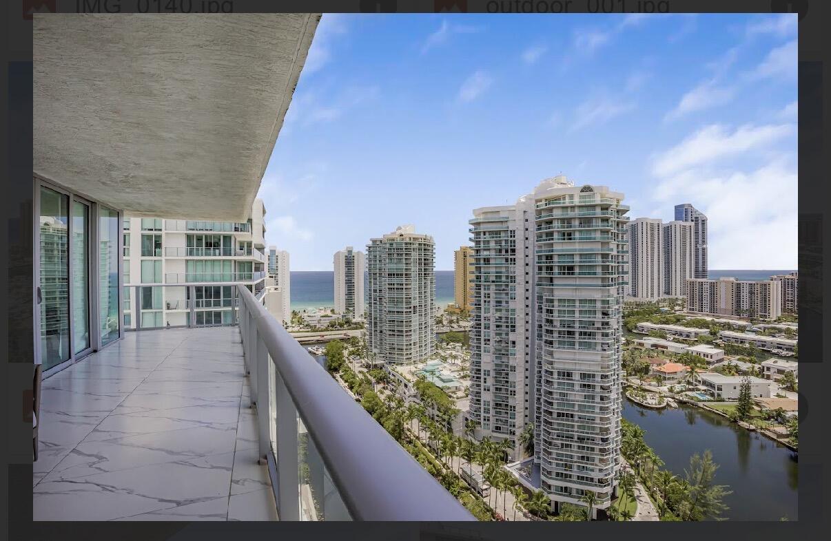 PARQUE TOWERS CONDO - Residential
