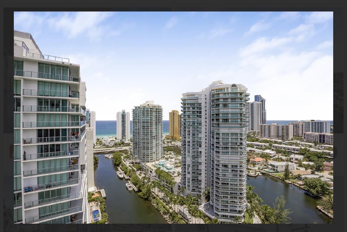 PARQUE TOWERS CONDO - Residential