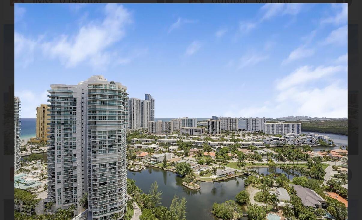 PARQUE TOWERS CONDO - Residential