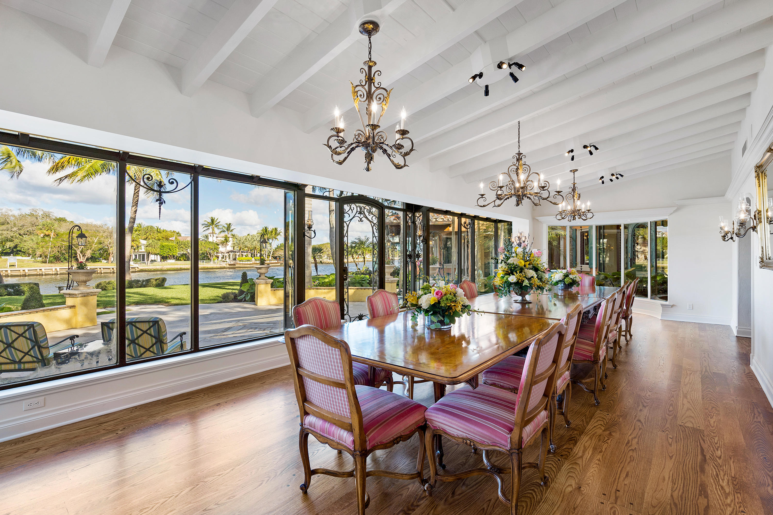 RIO VISTA ISLES - Residential