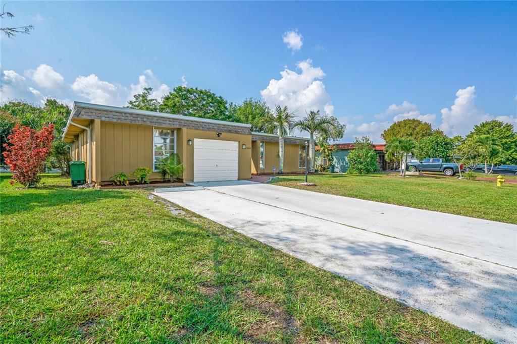 Mainlands Of Tamarac Lake - Residential