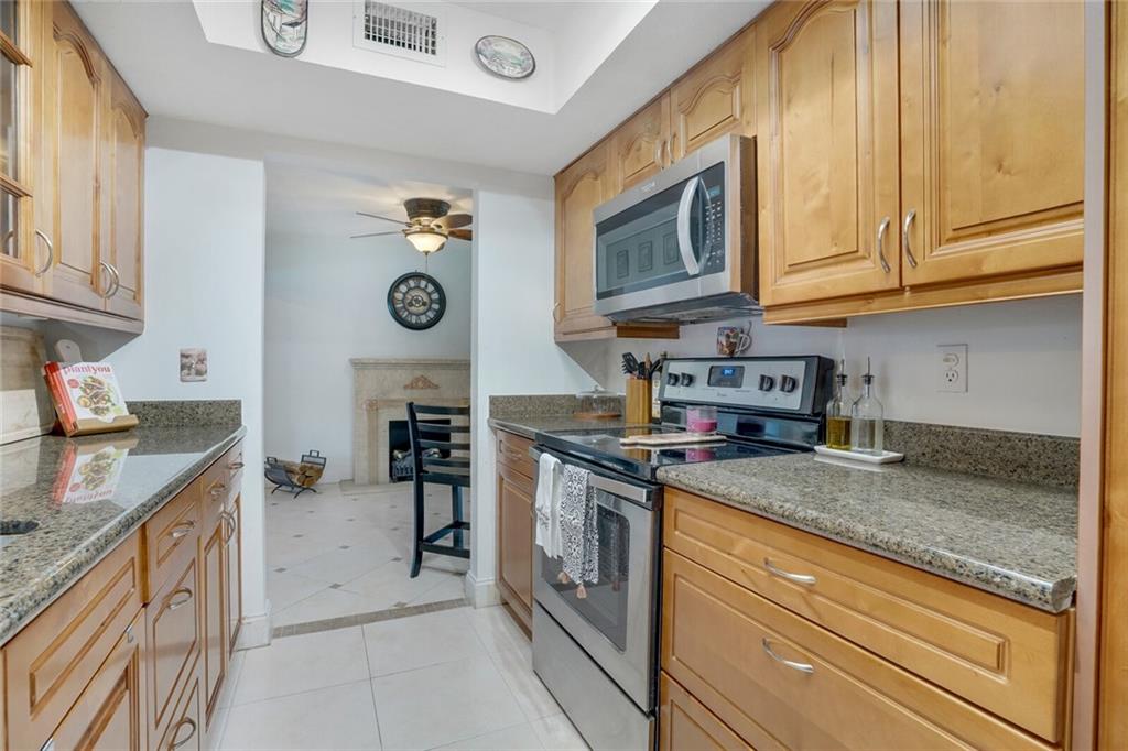 Mainlands Of Tamarac Lake - Residential