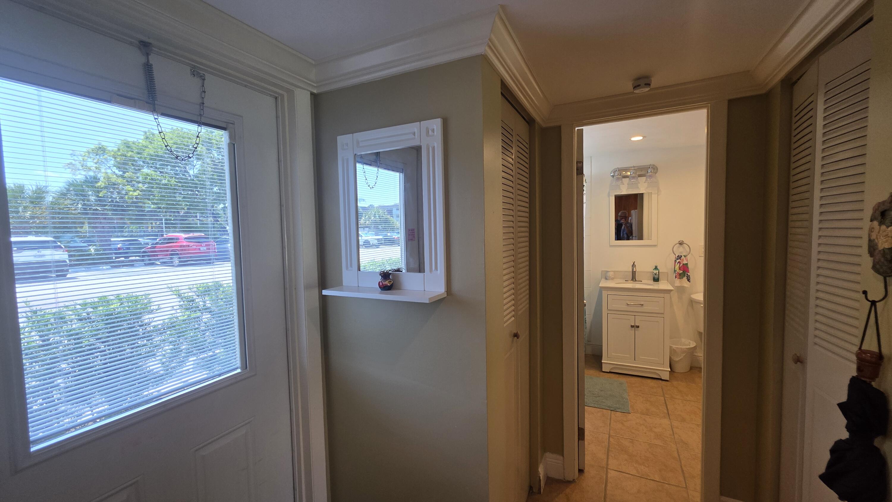 DANIANS NORTH CONDO - Residential