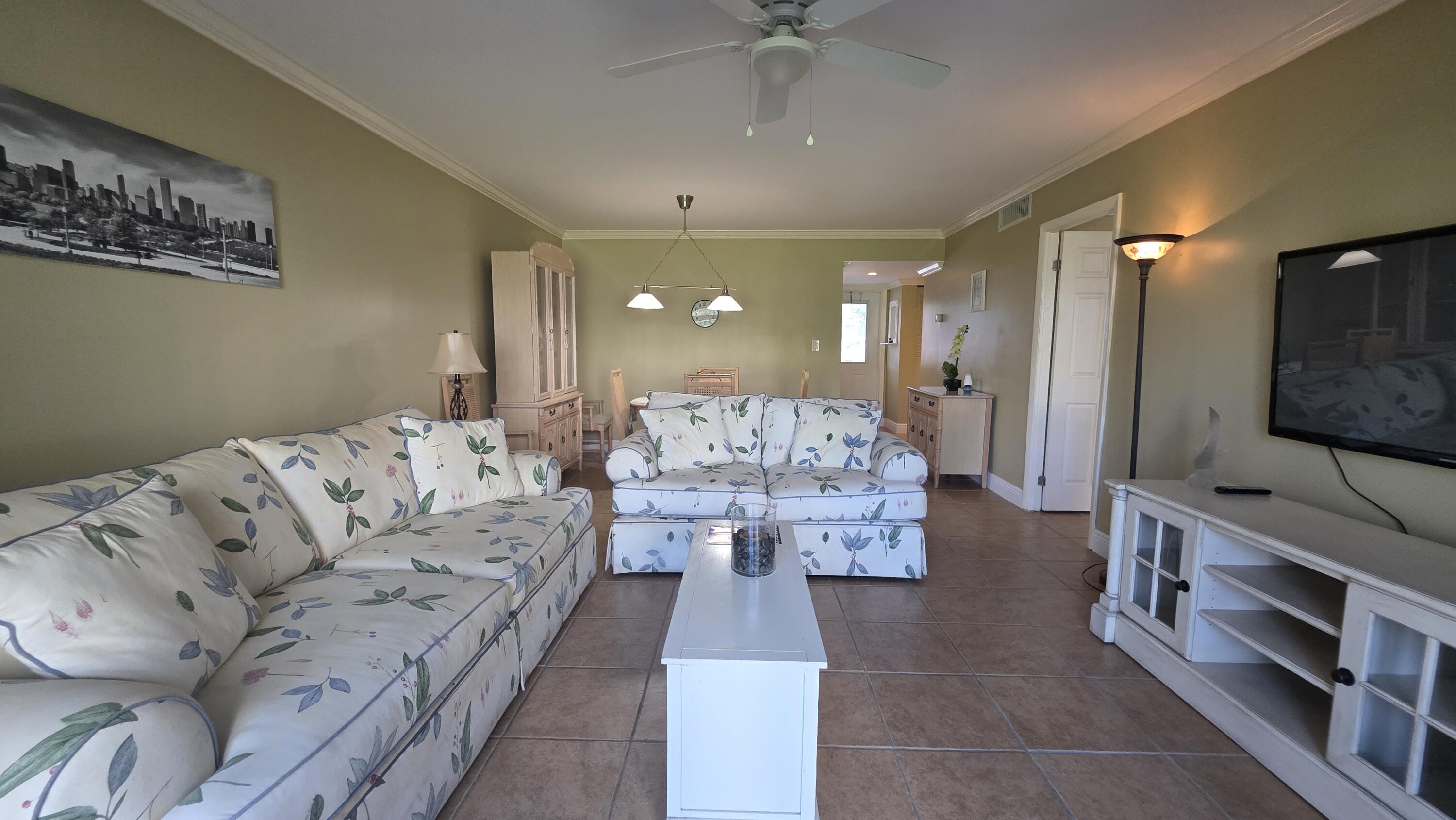 DANIANS NORTH CONDO - Residential