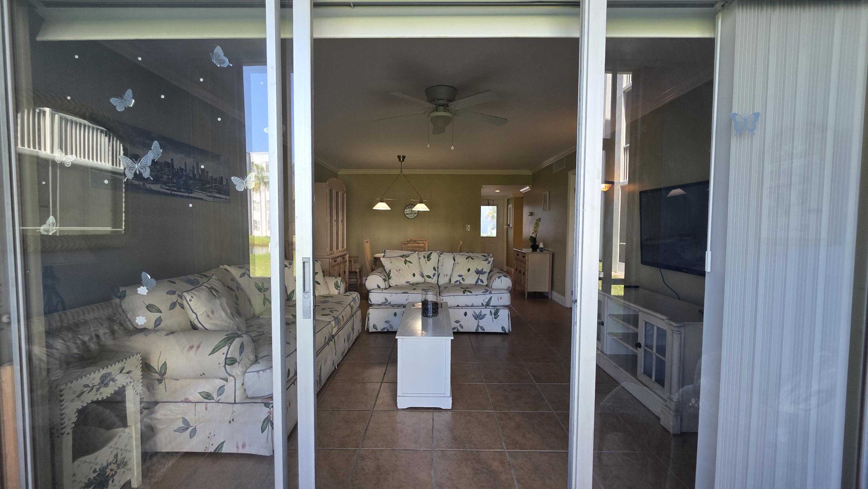 DANIANS NORTH CONDO - Residential