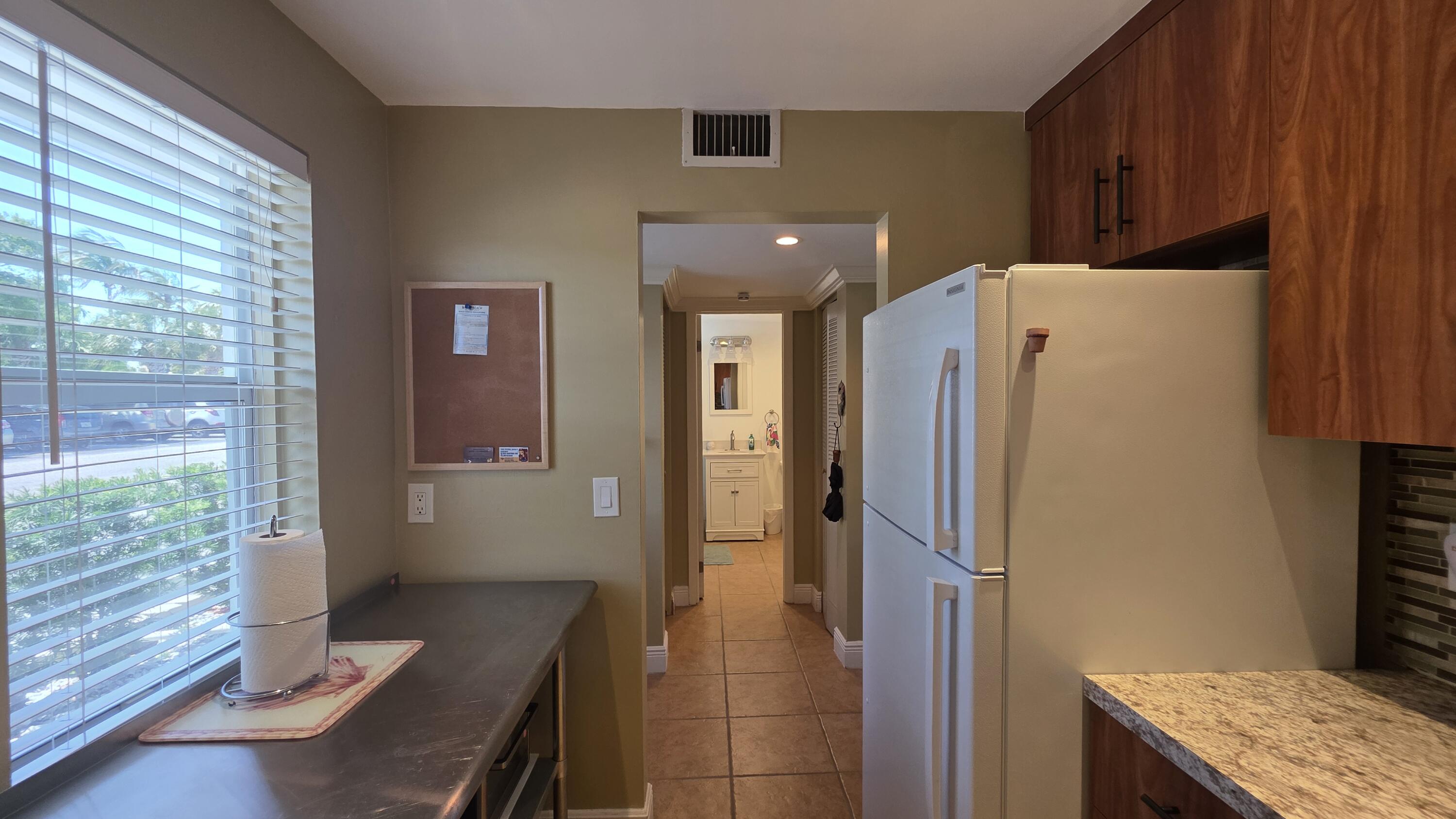 DANIANS NORTH CONDO - Residential