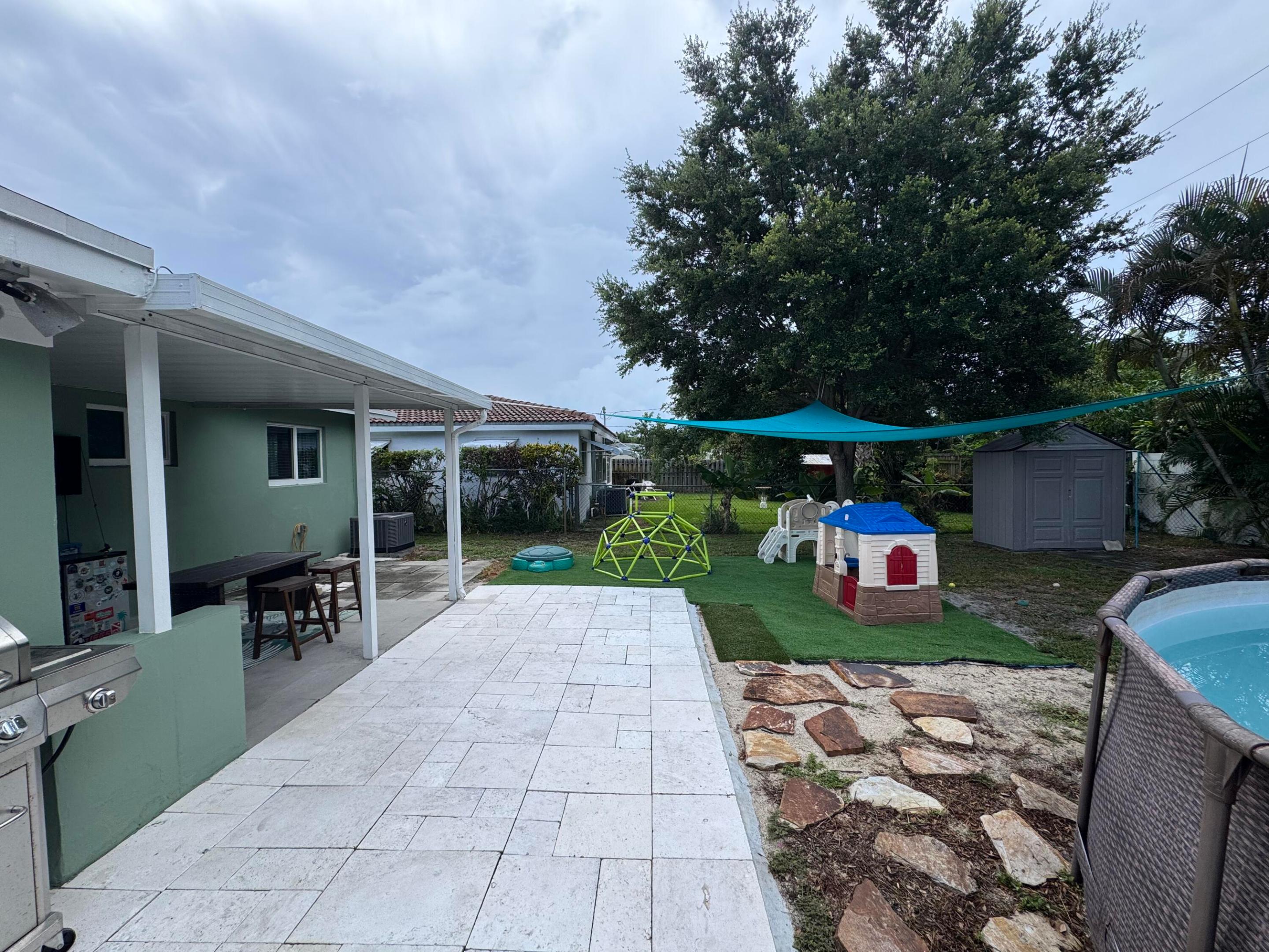 NORTH ANDREWS GARDENS - Residential