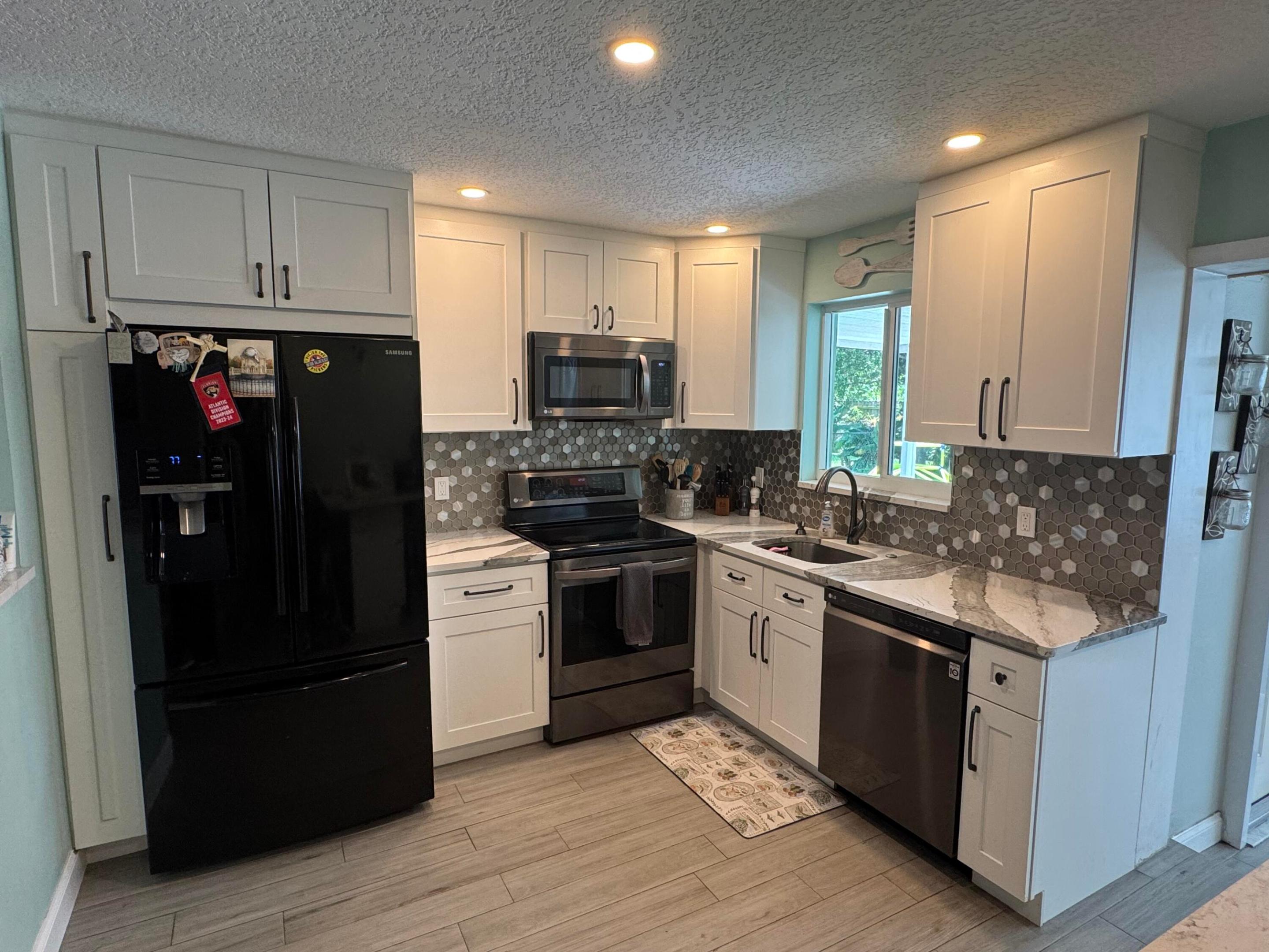 NORTH ANDREWS GARDENS - Residential