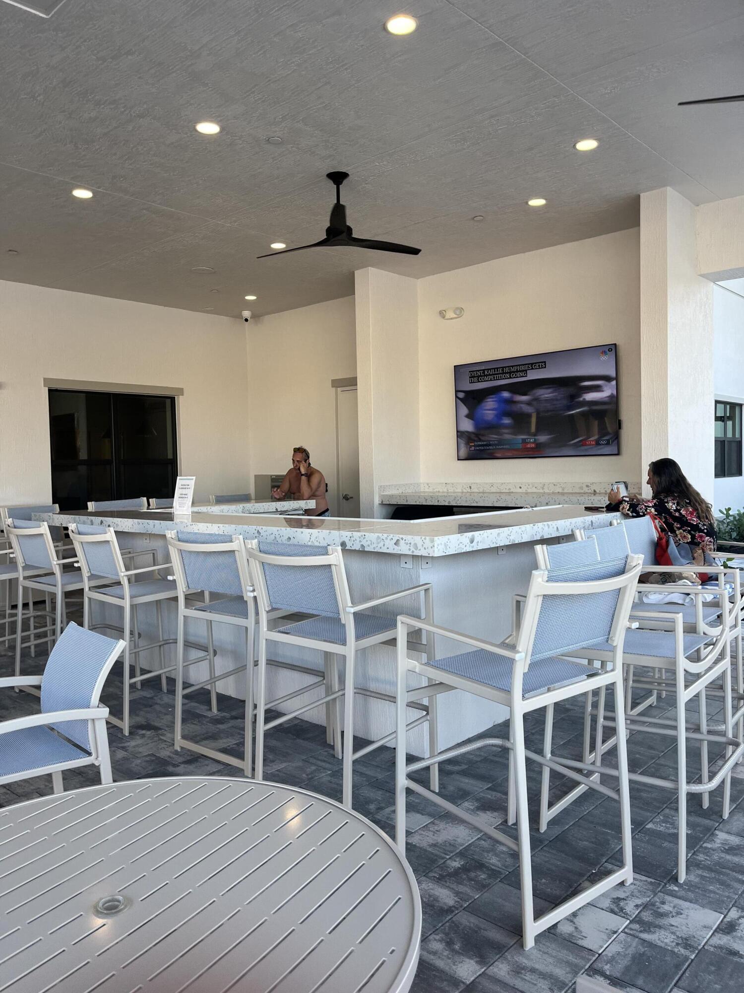 PALM GREENS AT VILLA DEL RAY CONDO II - Residential