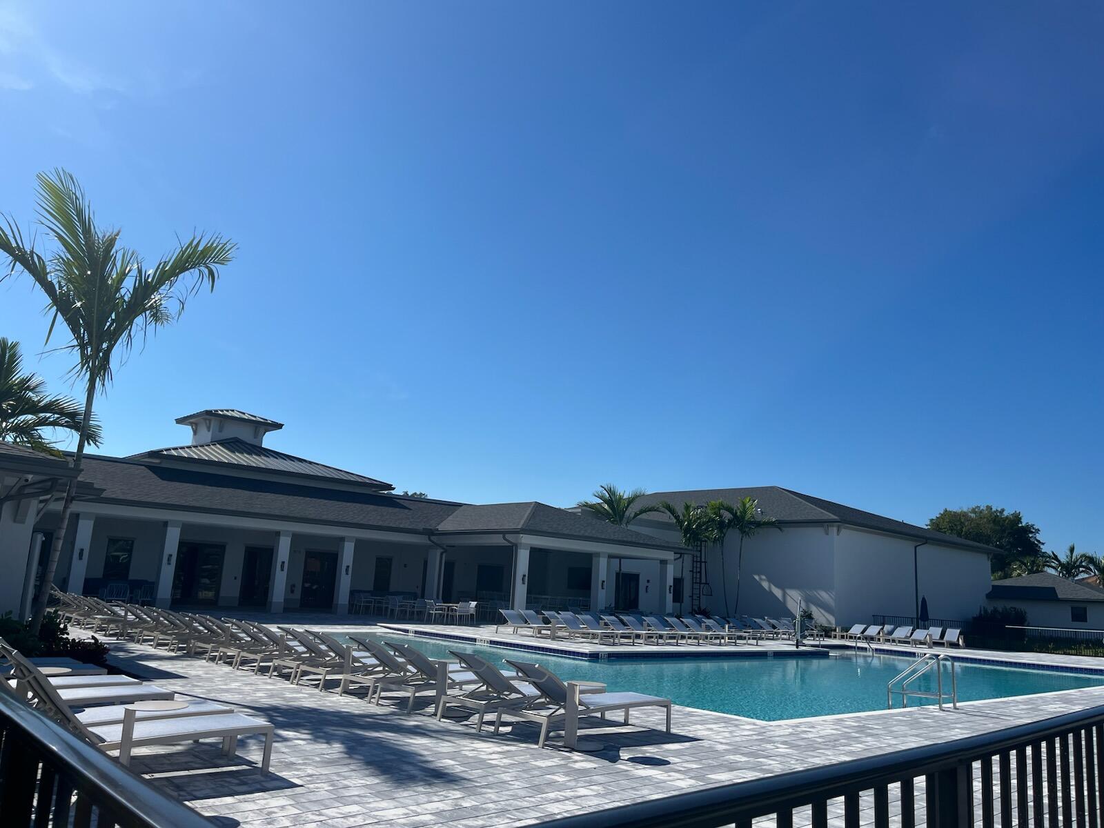 PALM GREENS AT VILLA DEL RAY CONDO II - Residential
