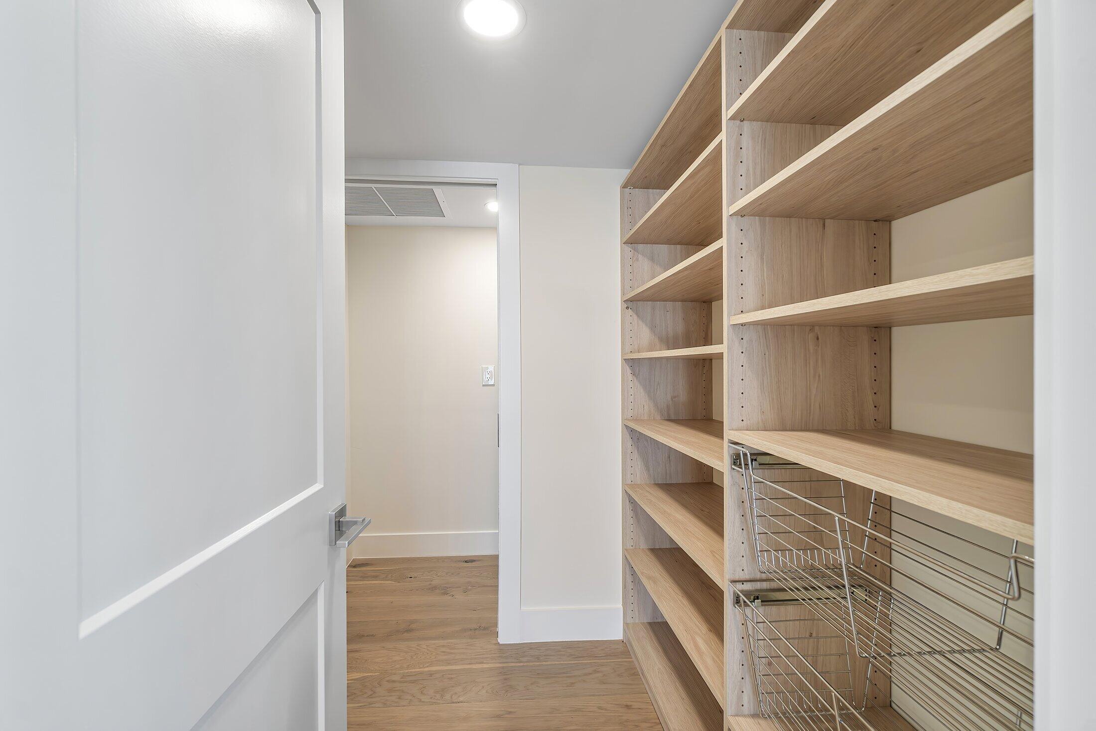 PRESIDENT COUNTRY CLUB 4 - Residential