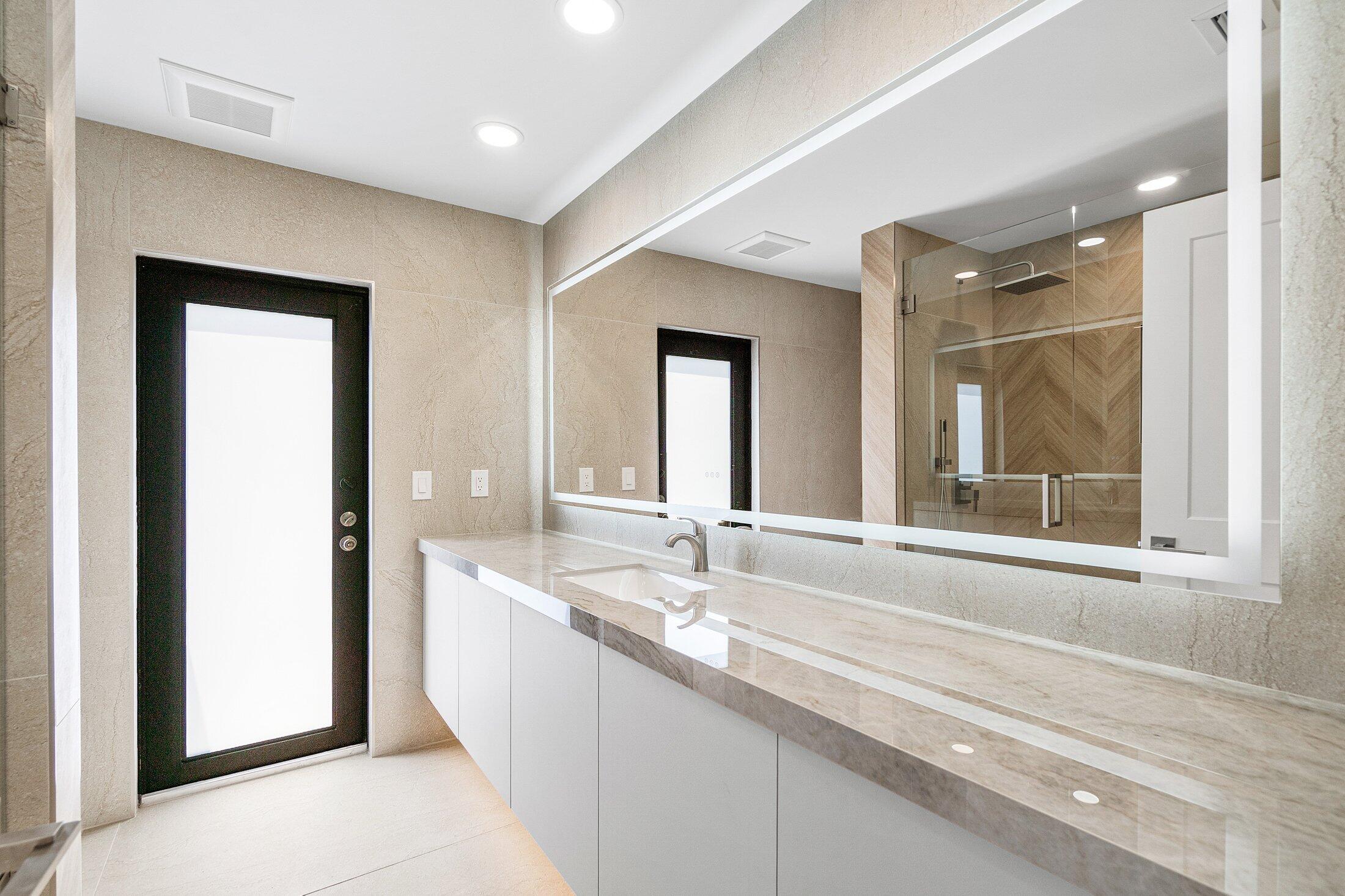 PRESIDENT COUNTRY CLUB 4 - Residential