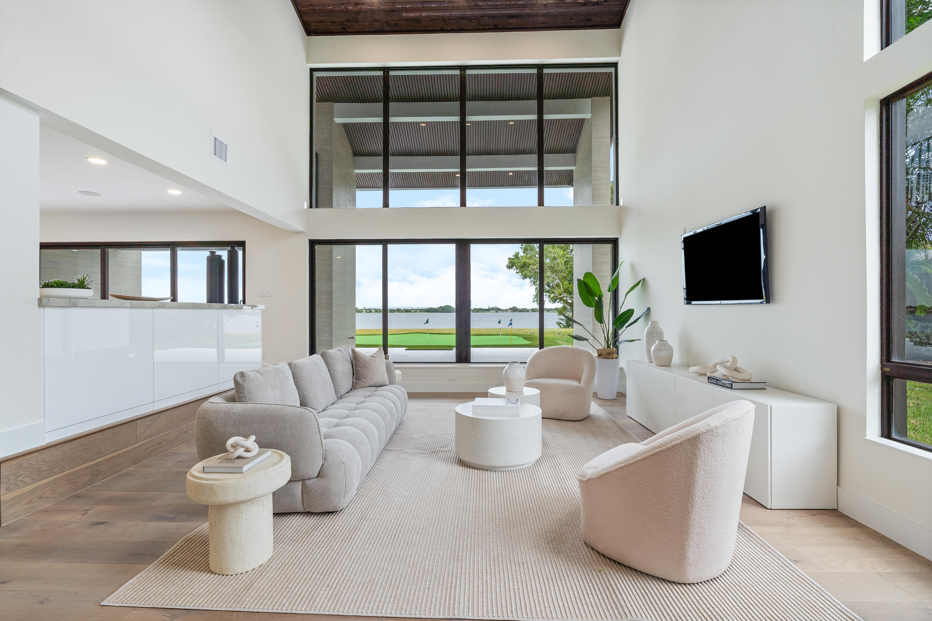 PRESIDENT COUNTRY CLUB 4 - Residential