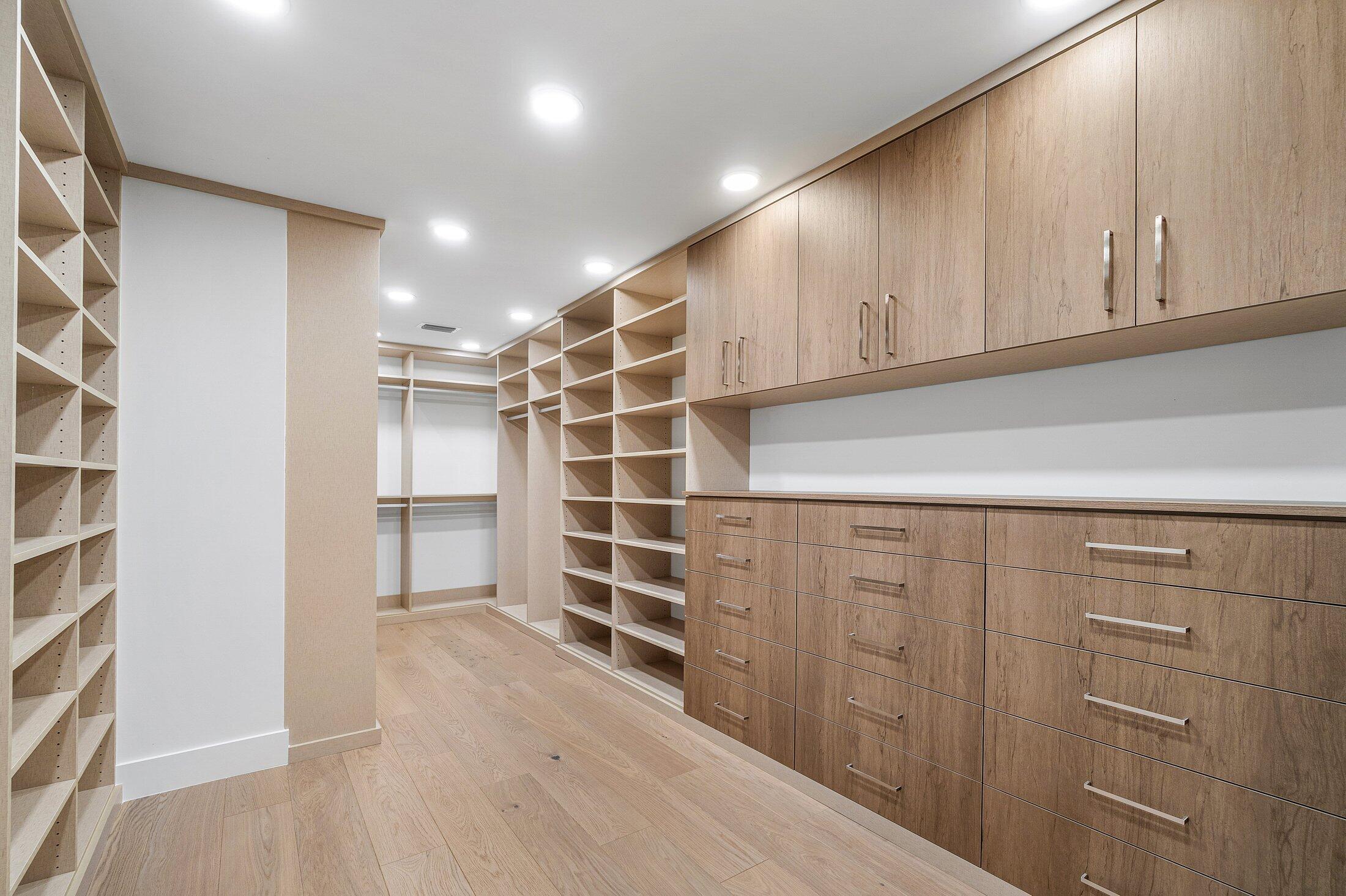 PRESIDENT COUNTRY CLUB 4 - Residential