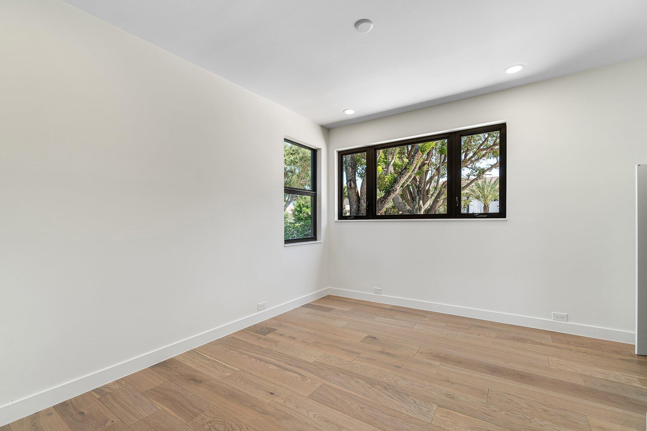 PRESIDENT COUNTRY CLUB 4 - Residential