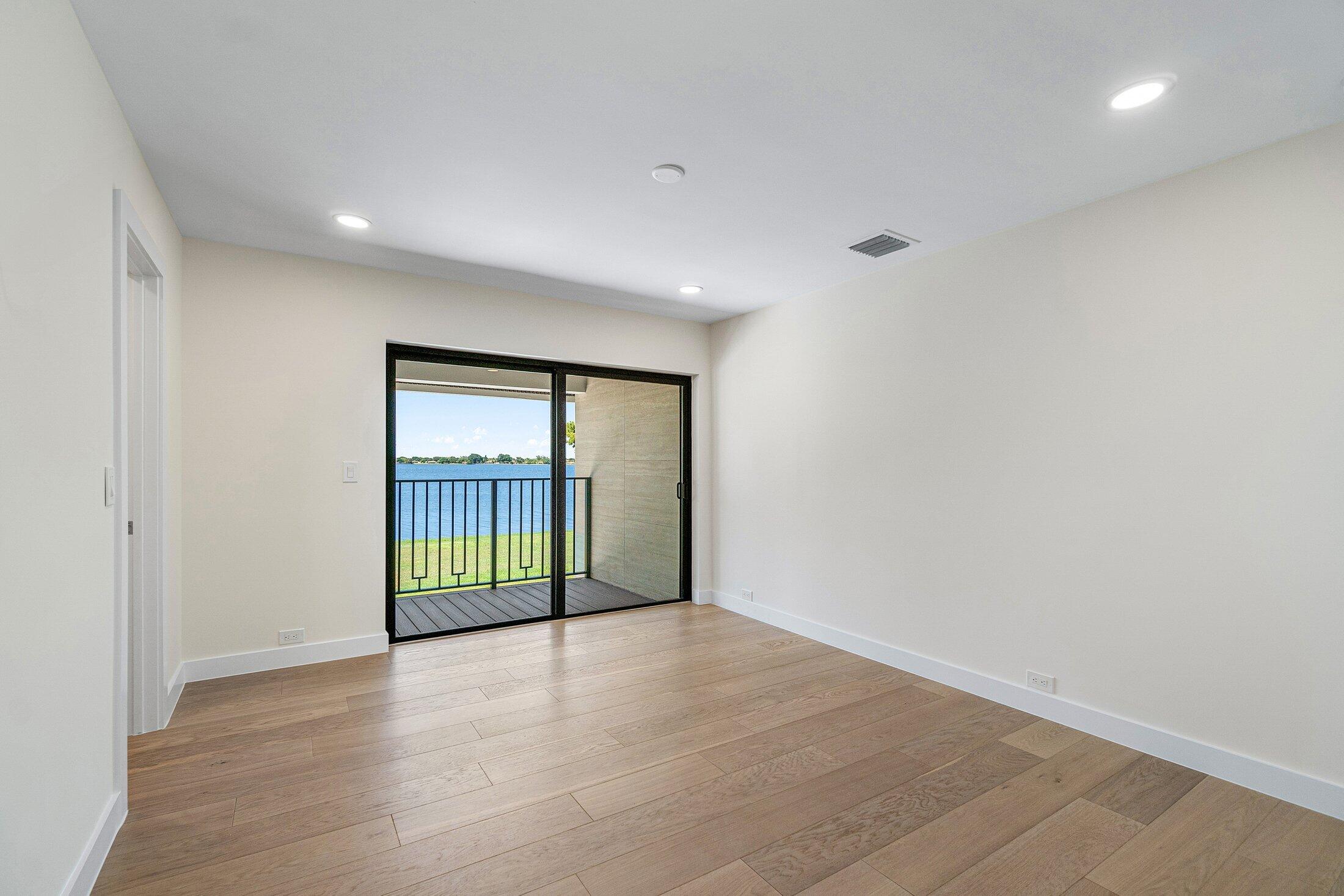 PRESIDENT COUNTRY CLUB 4 - Residential