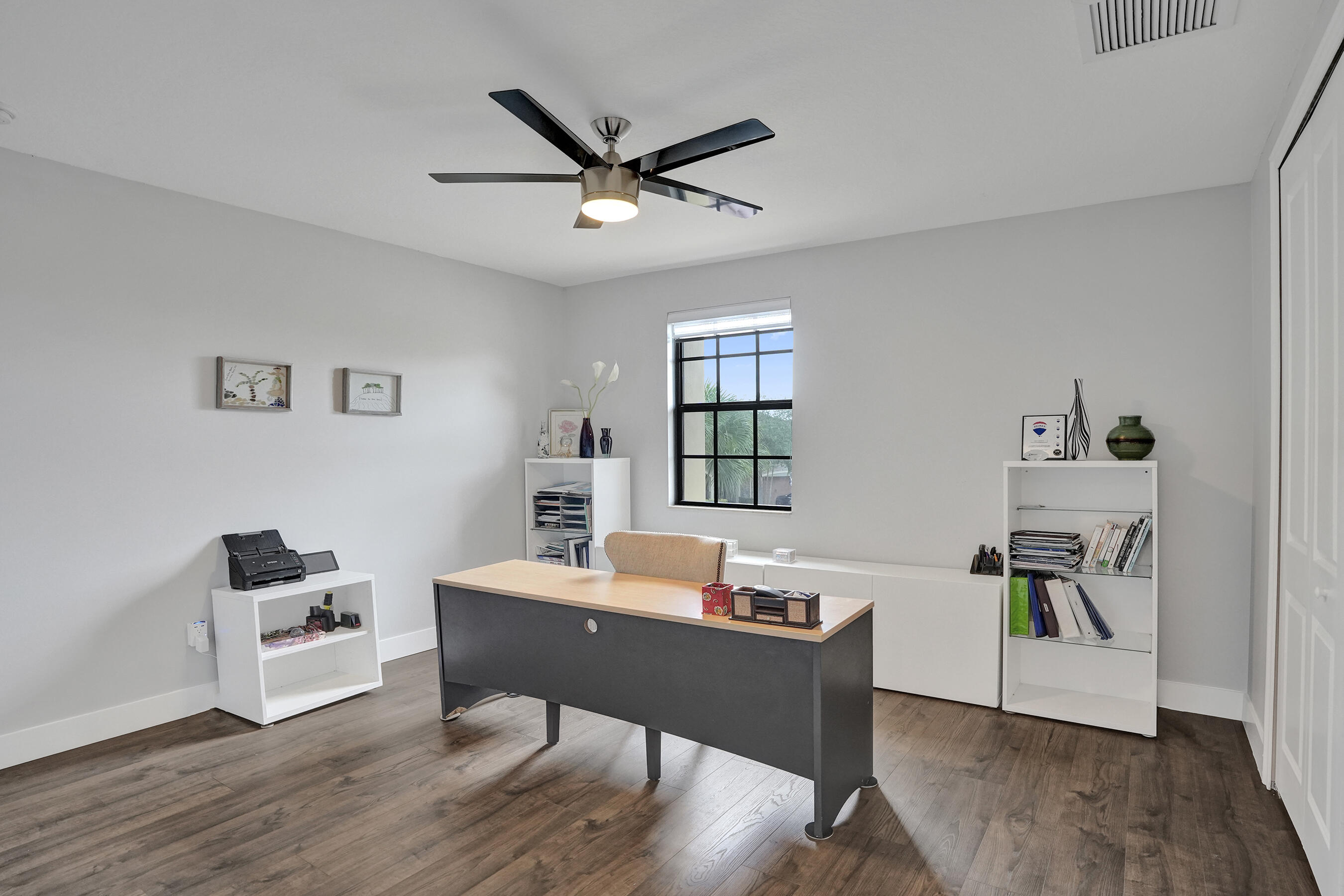 PARKLAND VILLAGE REPLAT ONE - Residential