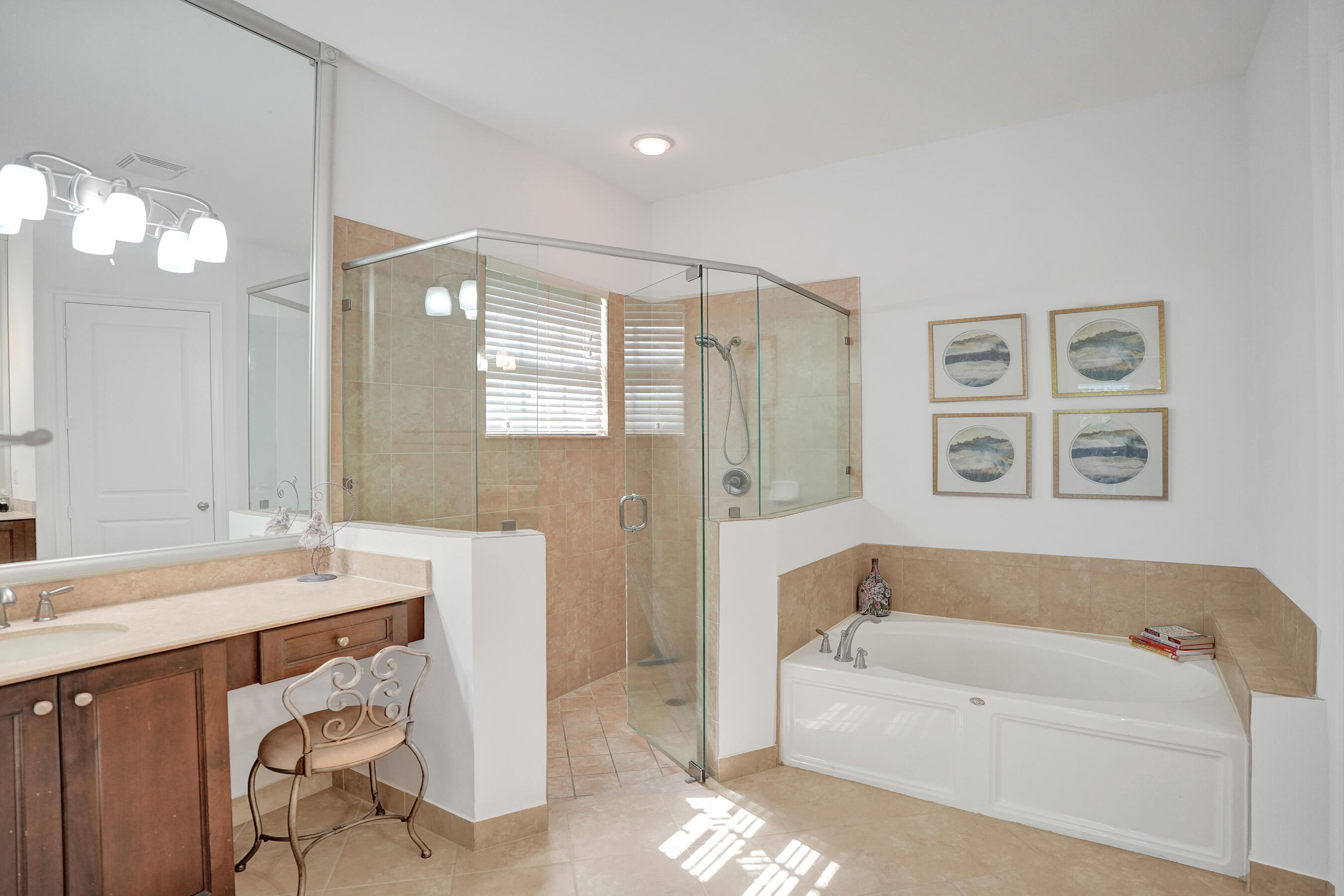 PARKLAND VILLAGE REPLAT ONE - Residential