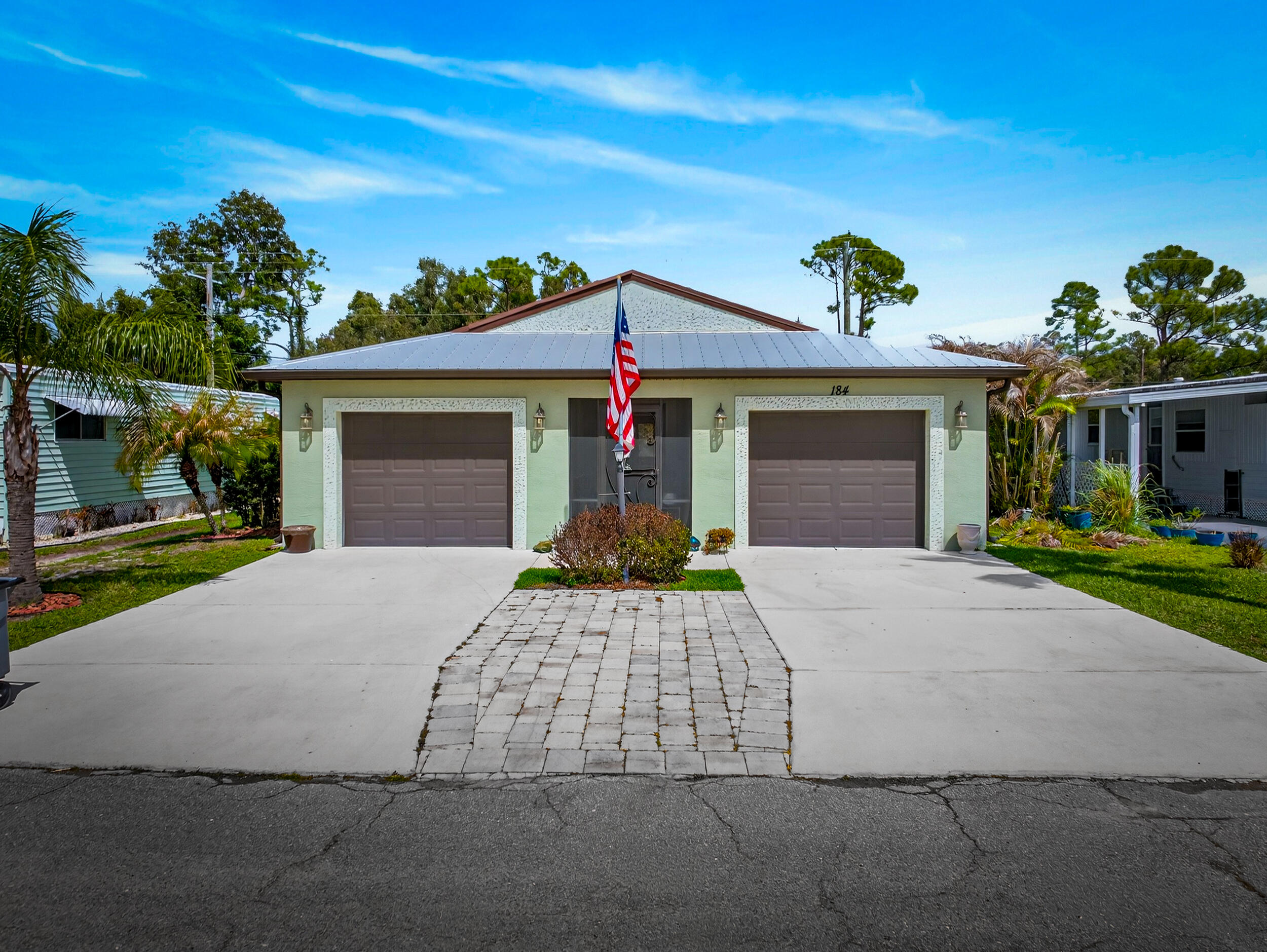SPANISH LAKES 1 - Residential