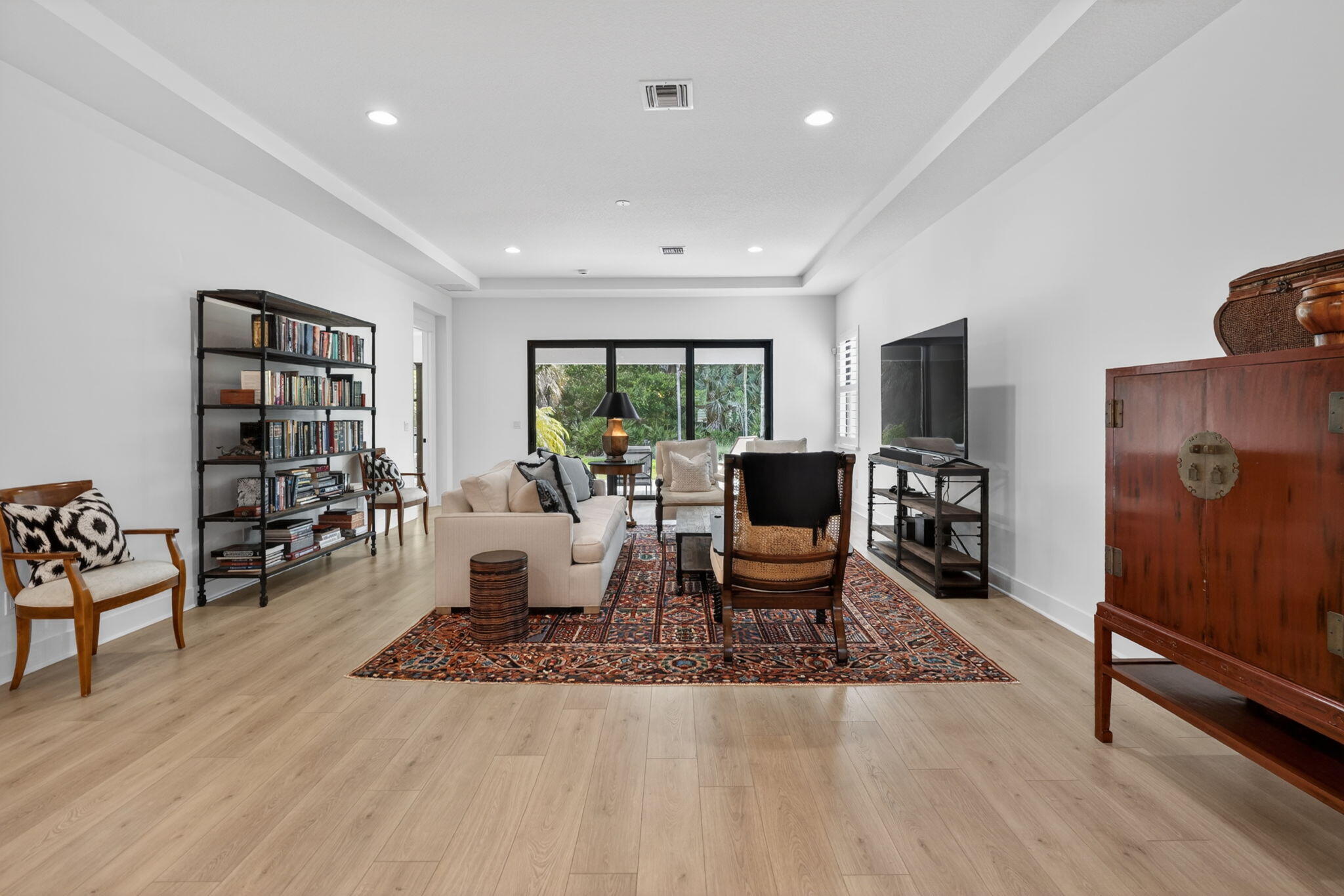 ARTISTRY - Residential