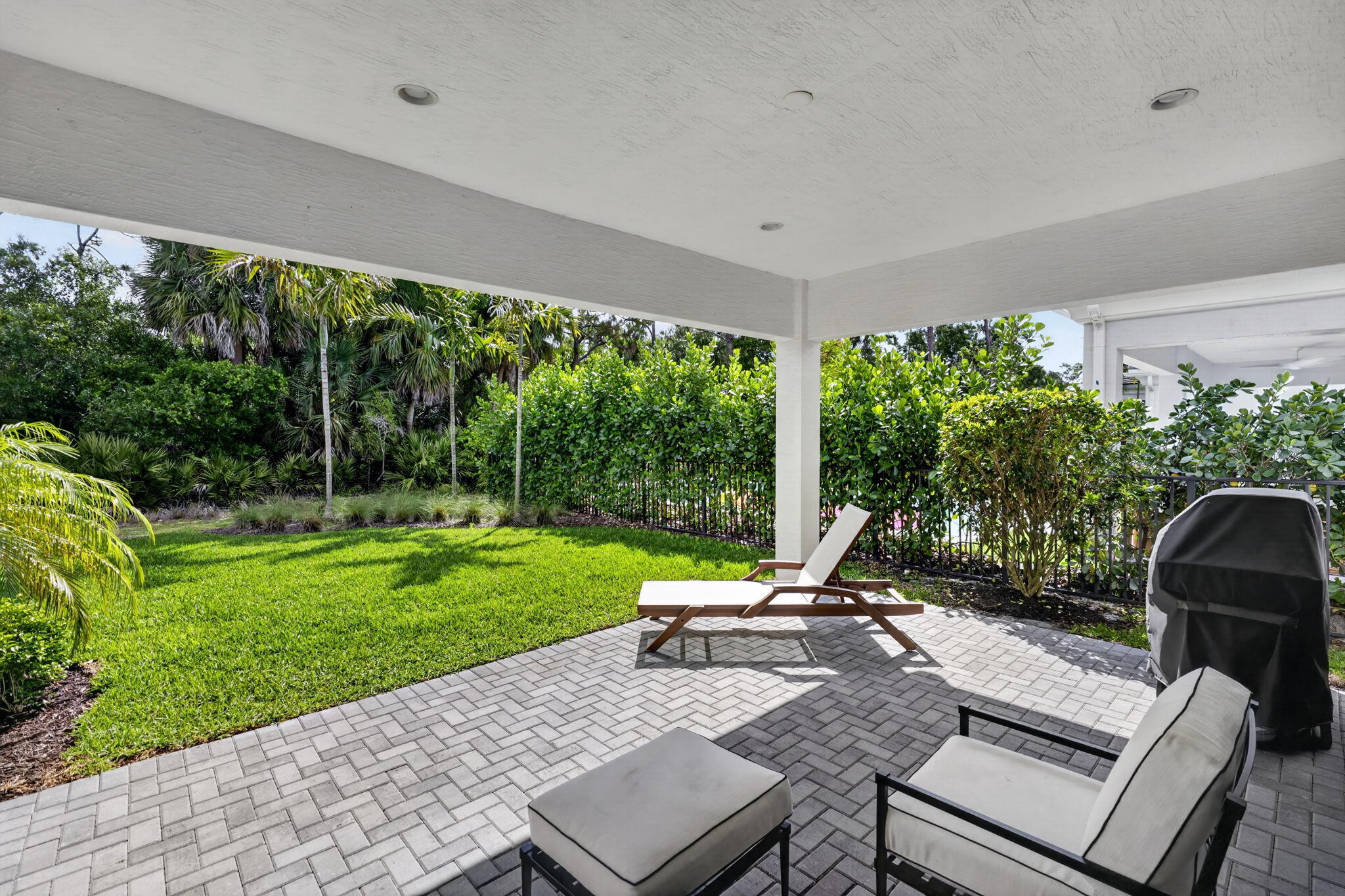 ARTISTRY - Residential