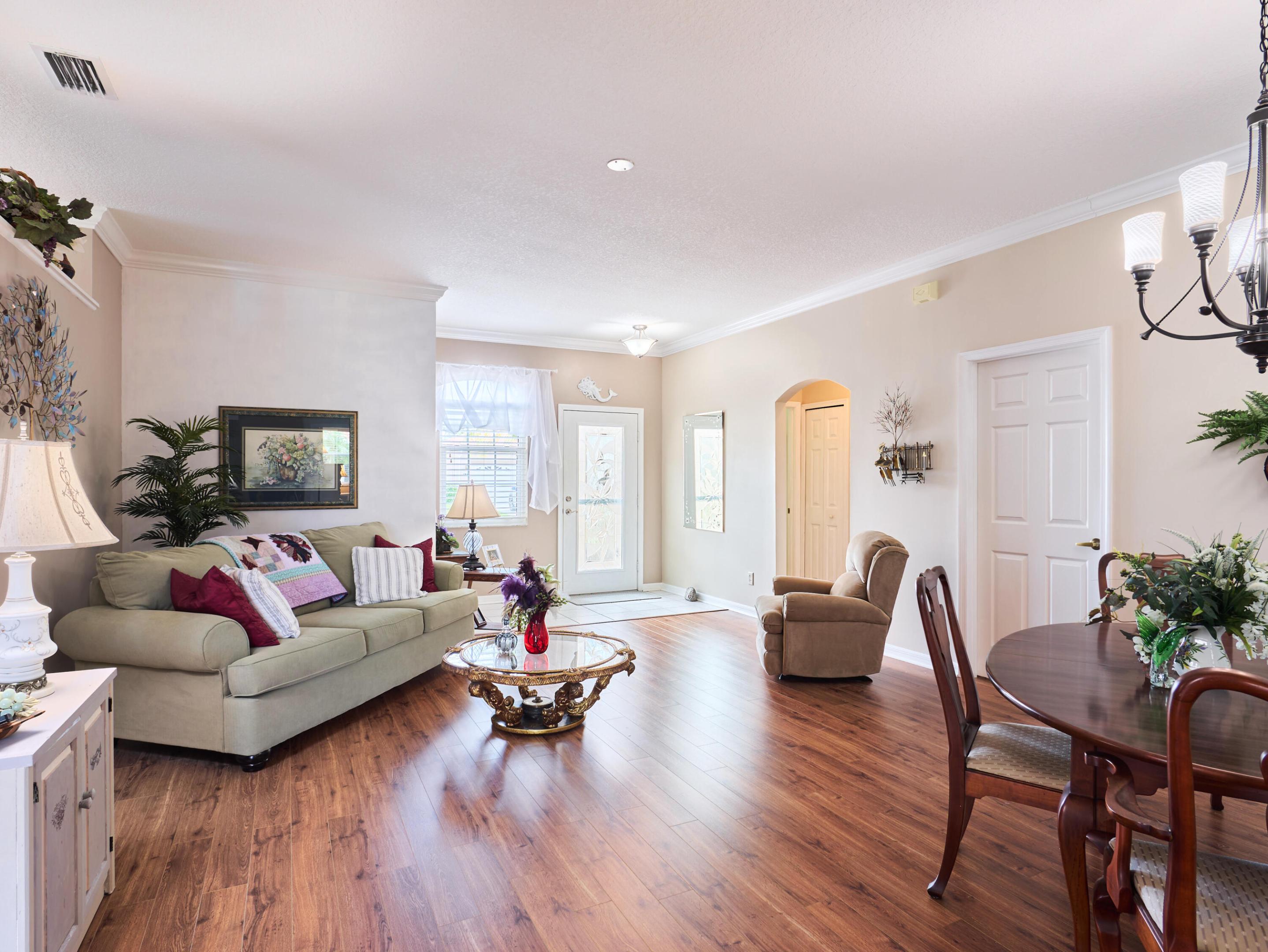 Kings Isle - Residential