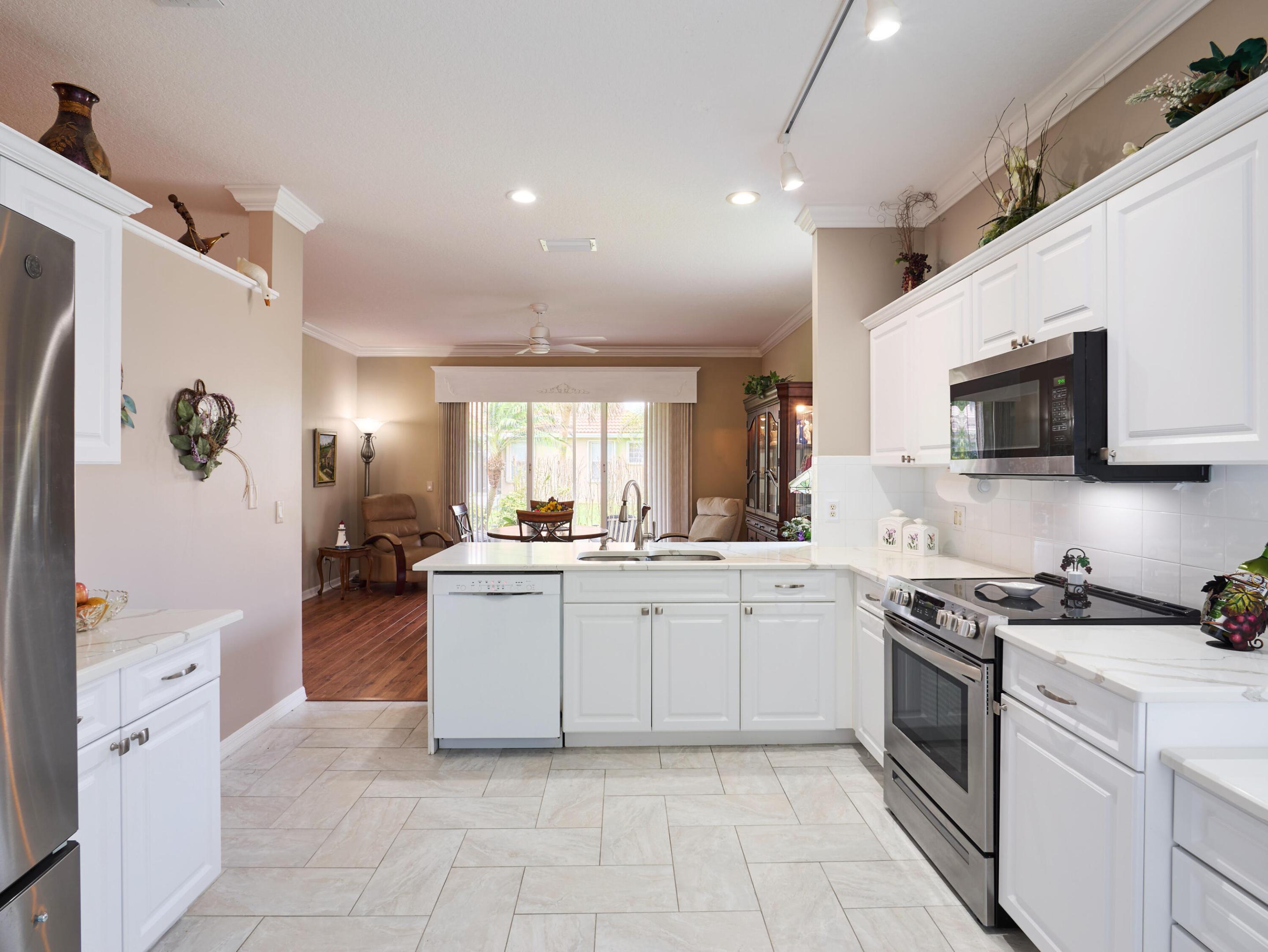 Kings Isle - Residential
