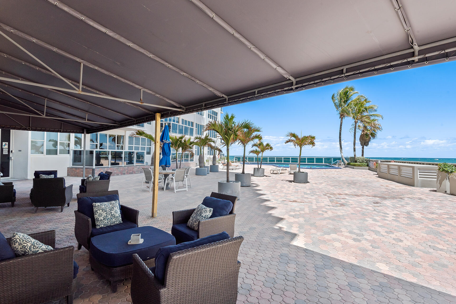 ROYAL AMBASSADOR CONDO - Residential Lease