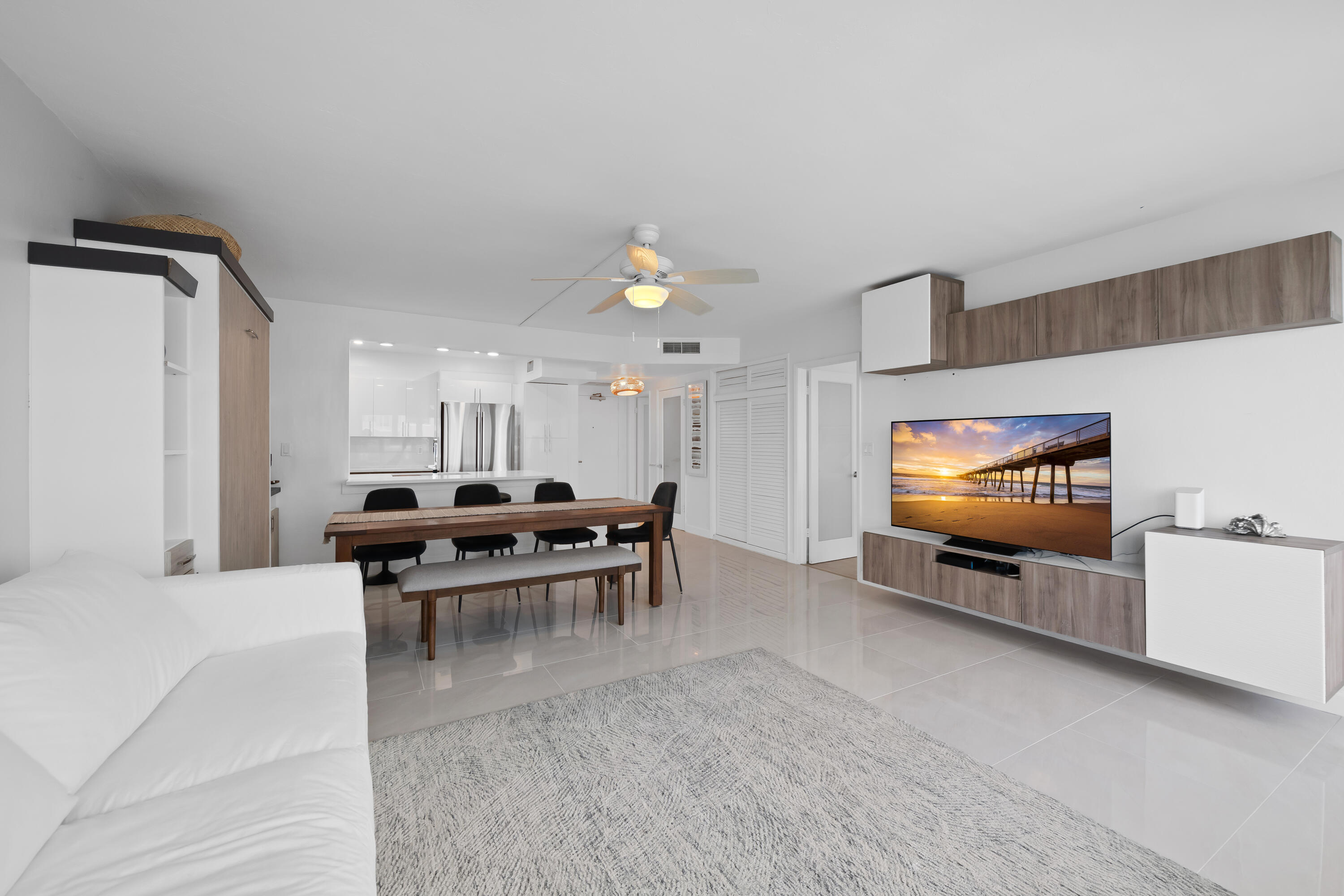 ROYAL AMBASSADOR CONDO - Residential Lease