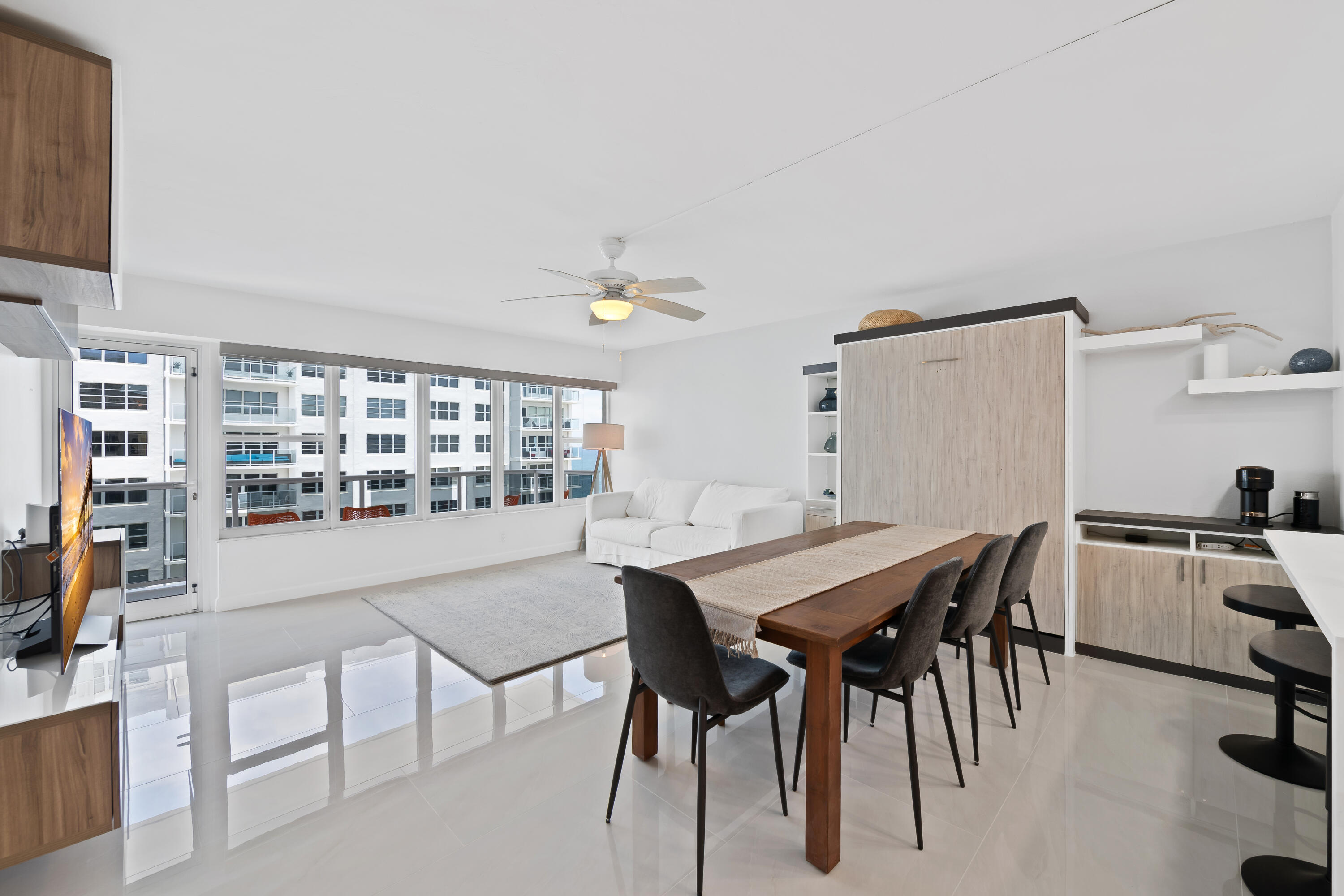 ROYAL AMBASSADOR CONDO - Residential Lease