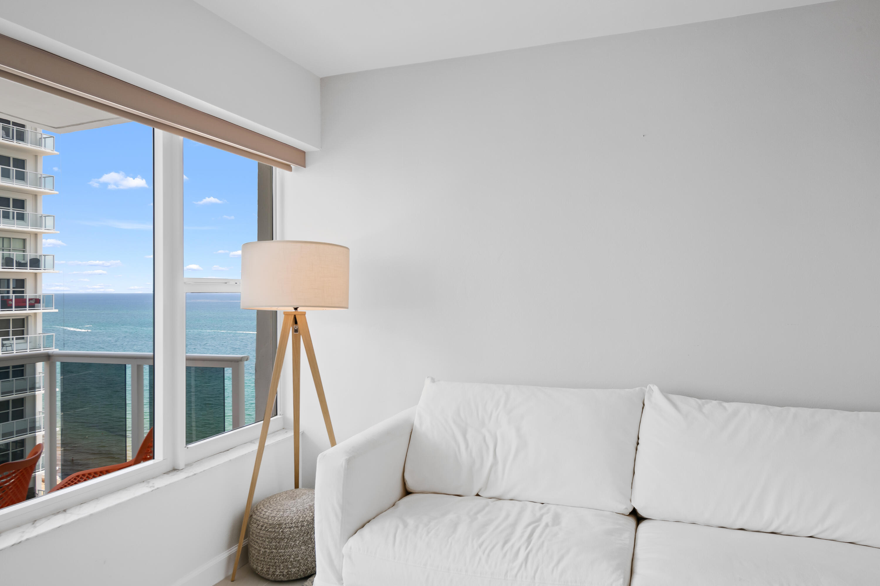 ROYAL AMBASSADOR CONDO - Residential Lease