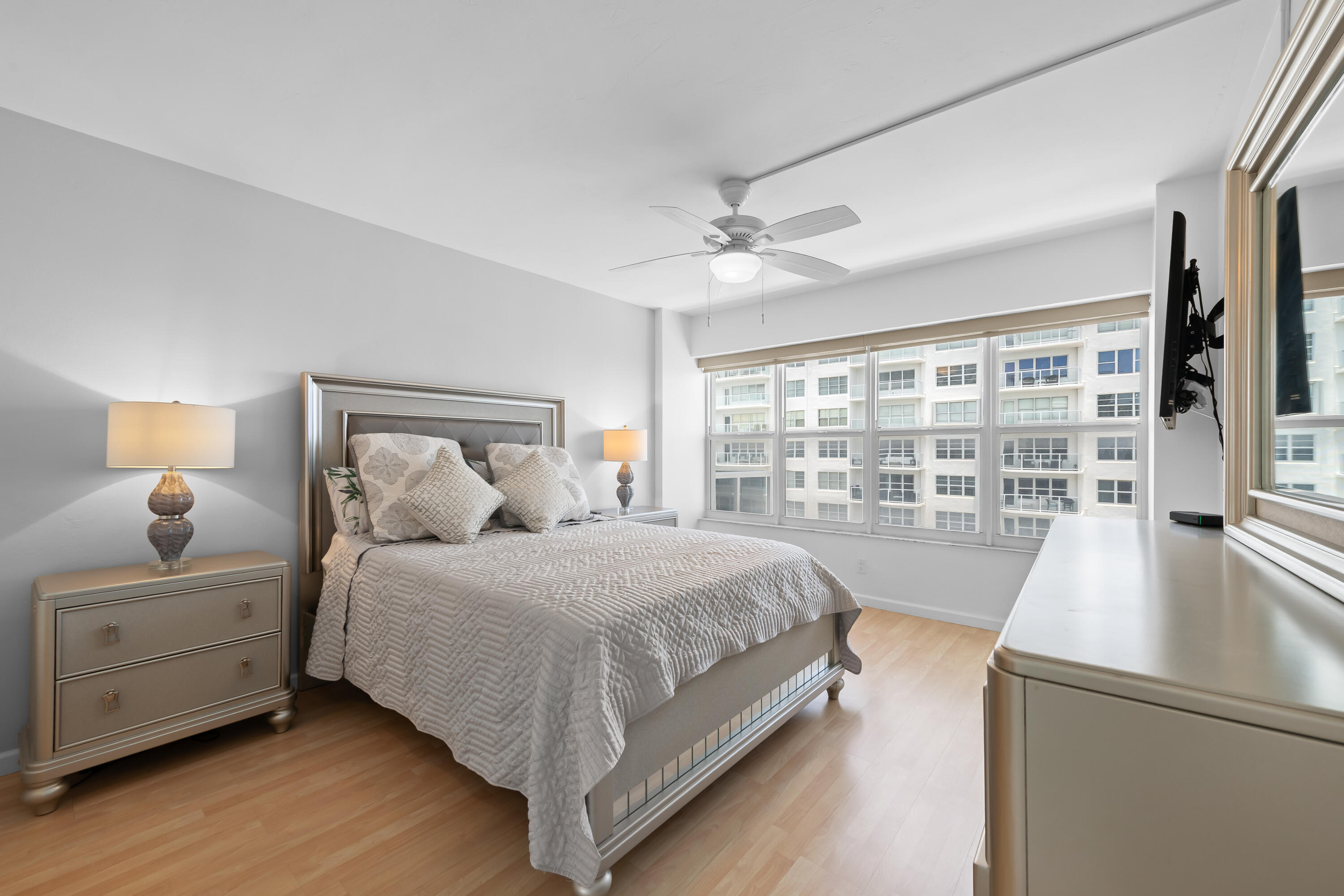 ROYAL AMBASSADOR CONDO - Residential Lease