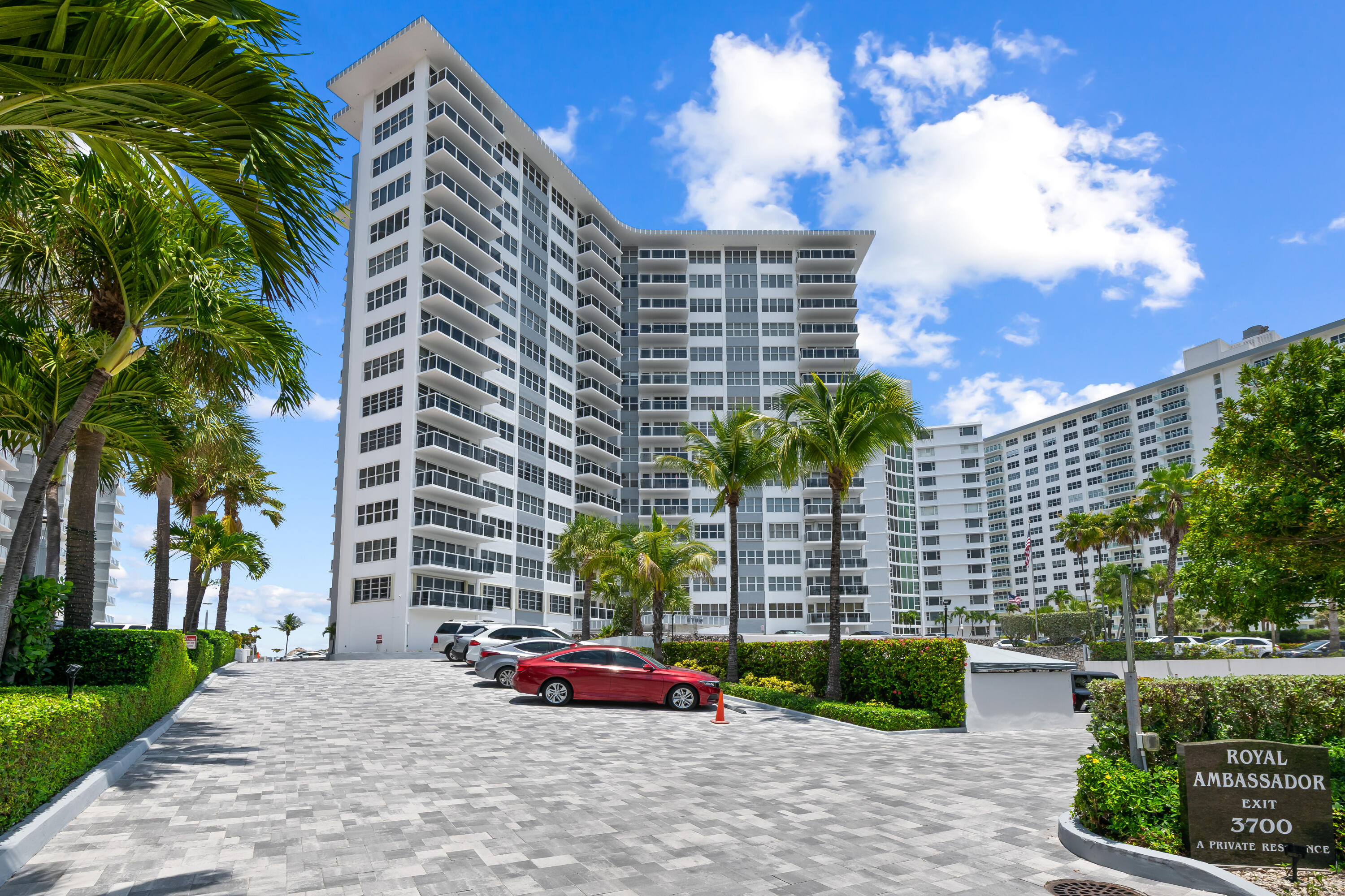 ROYAL AMBASSADOR CONDO - Residential Lease